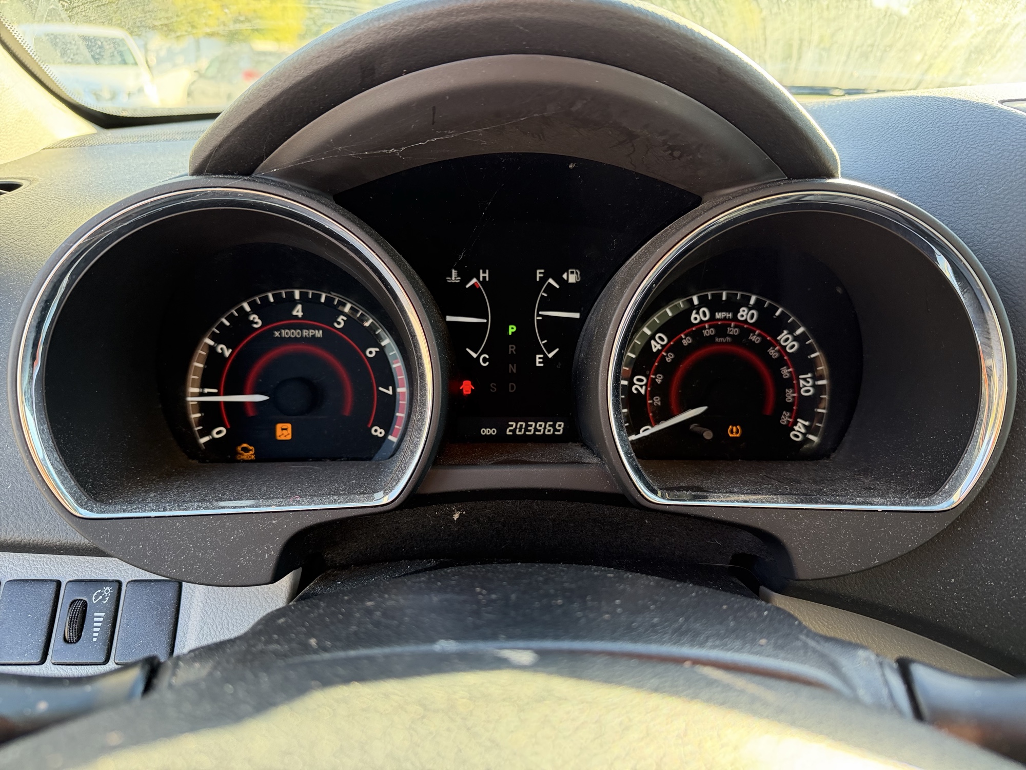 2010 toyota highlander base-4wd with 203970 miles for sale near Elk River, Minnesota 106642_43_gauge_cluster.jpg