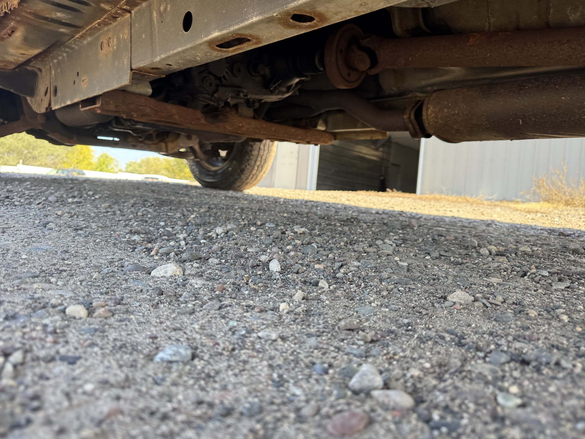 2005 jeep liberty sport-4wd with 175646 miles for sale near Elk River, Minnesota 106643_18_undercar_rear_drv.jpg