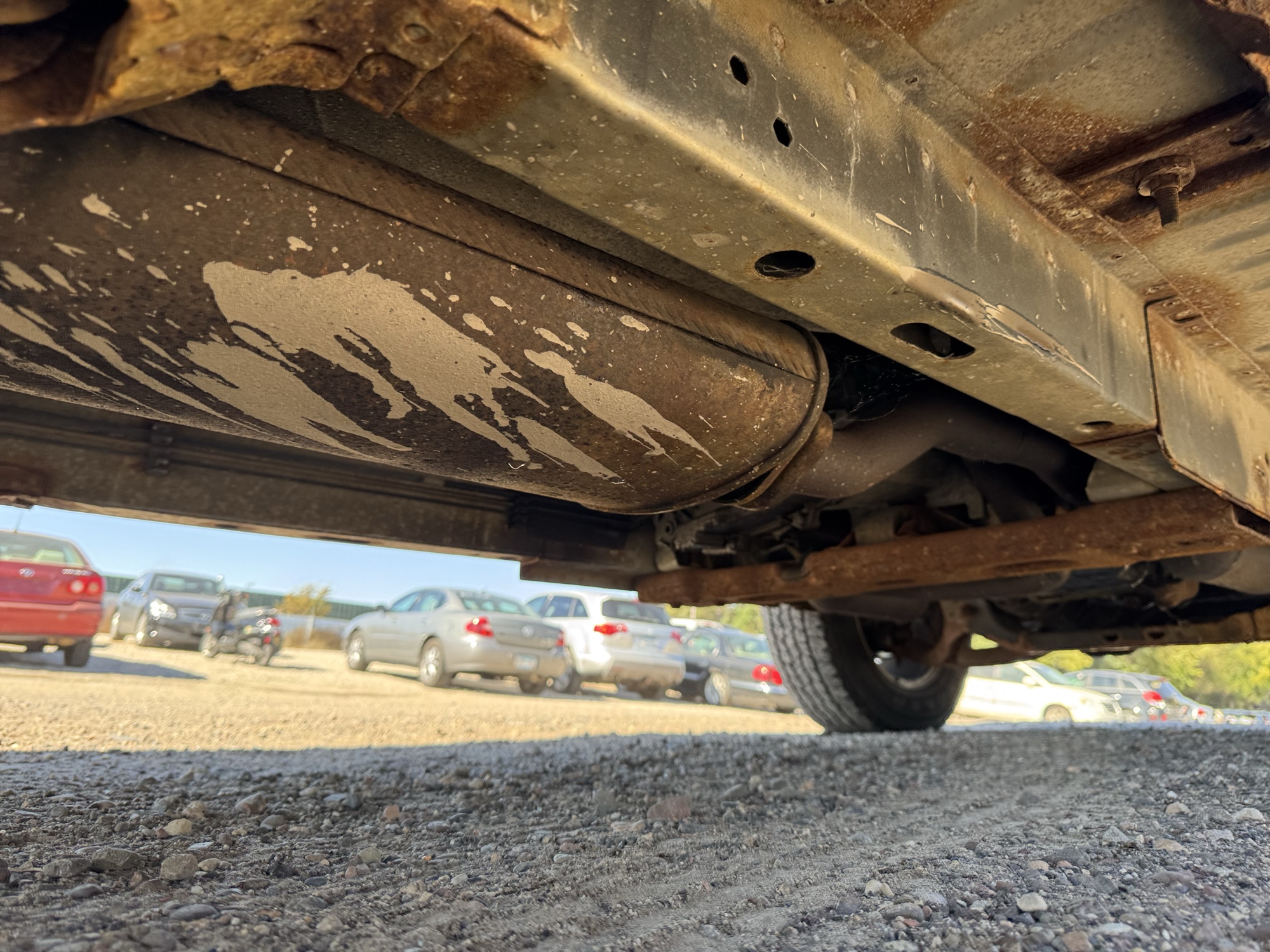 2005 jeep liberty sport-4wd with 175646 miles for sale near Elk River, Minnesota 106643_20_undercar_rear_pass.jpg