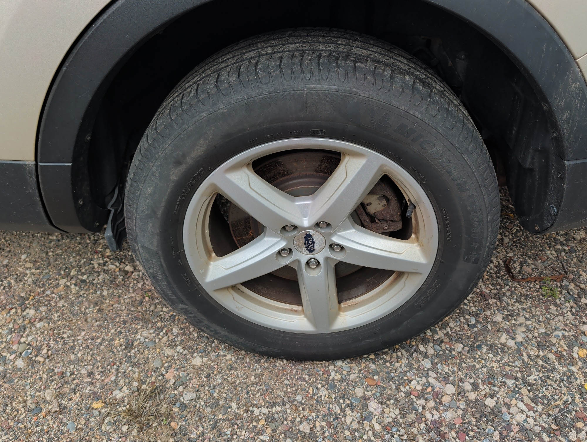 2017 ford explorer xlt-4wd with 270085 miles for sale near Elk River, Minnesota 106644_13_rear_drv_wheel.jpg