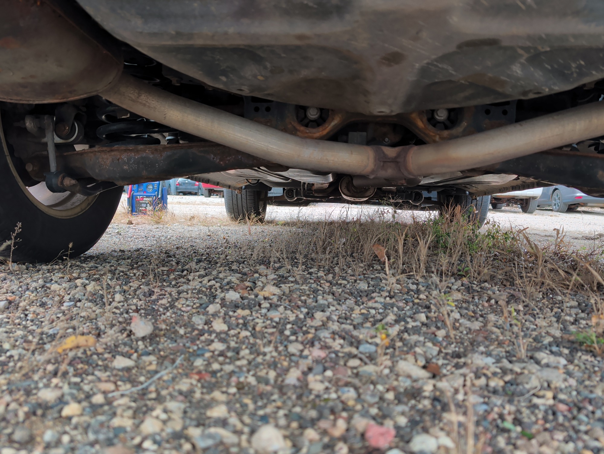 2017 ford explorer xlt-4wd with 270085 miles for sale near Elk River, Minnesota 106644_19_undercar_rear.jpg