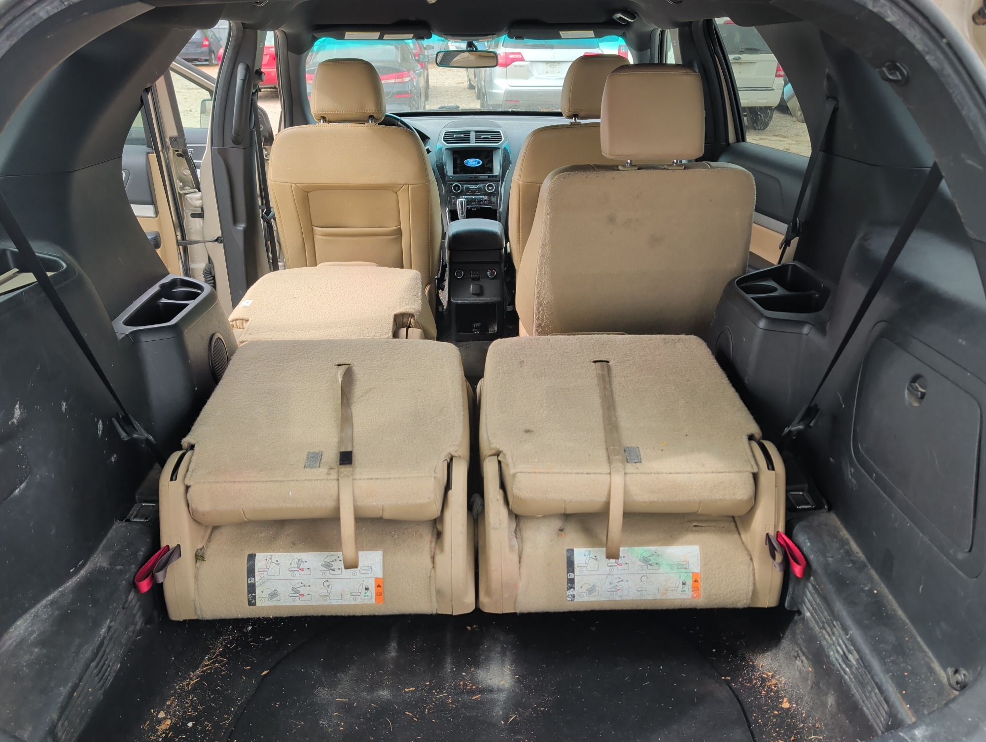 2017 ford explorer xlt-4wd with 270085 miles for sale near Elk River, Minnesota 106644_26_trunk.jpg
