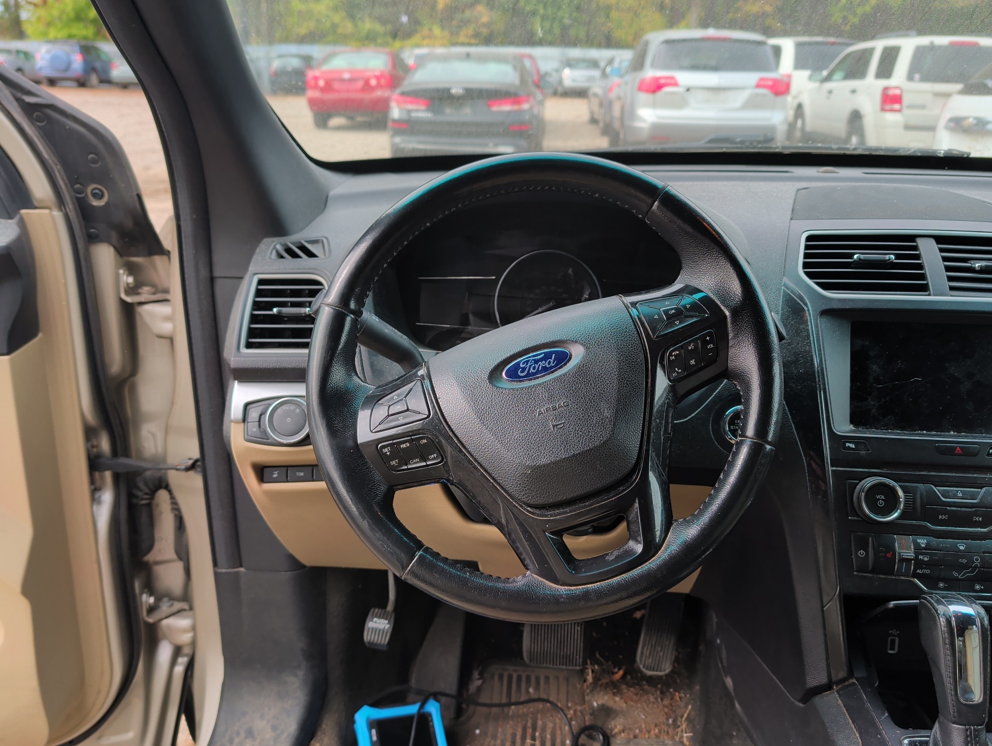 2017 ford explorer xlt-4wd with 270085 miles for sale near Elk River, Minnesota 106644_33_dash_from_driver.jpg