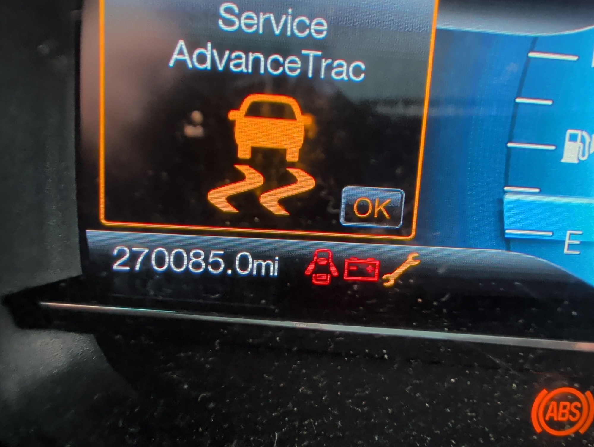 2017 ford explorer xlt-4wd with 270085 miles for sale near Elk River, Minnesota 106644_44_mileage_closeup.jpg