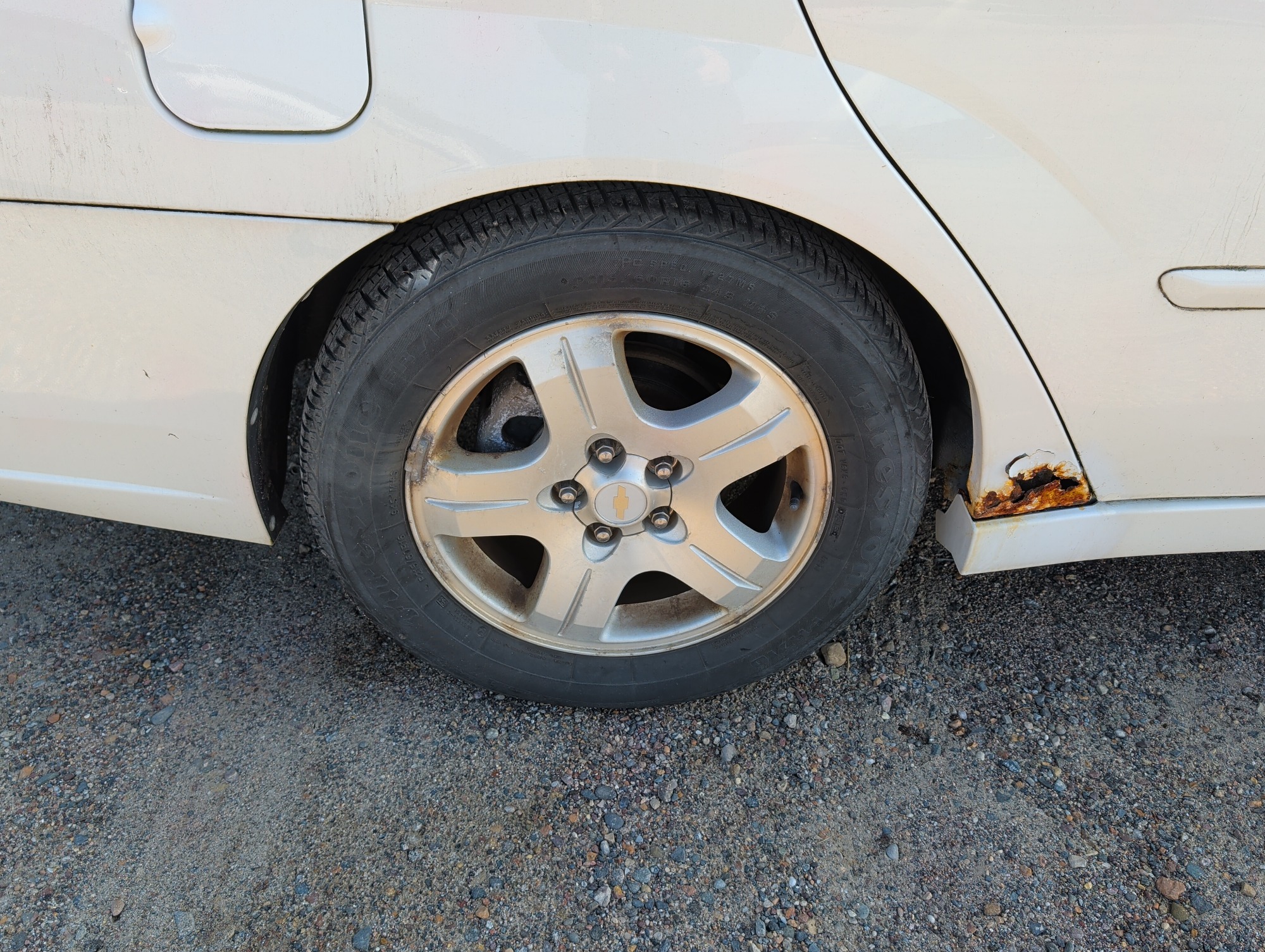 2004 chevrolet malibu lt with 68012 miles for sale near Elk River, Minnesota 106645_14_rear_pass_wheel.jpg