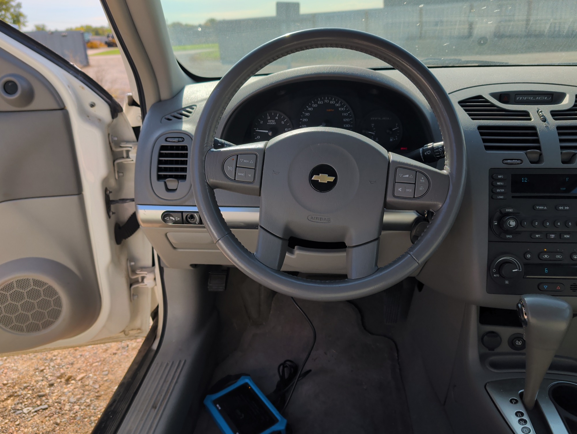 2004 chevrolet malibu lt with 68012 miles for sale near Elk River, Minnesota 106645_33_dash_from_driver.jpg