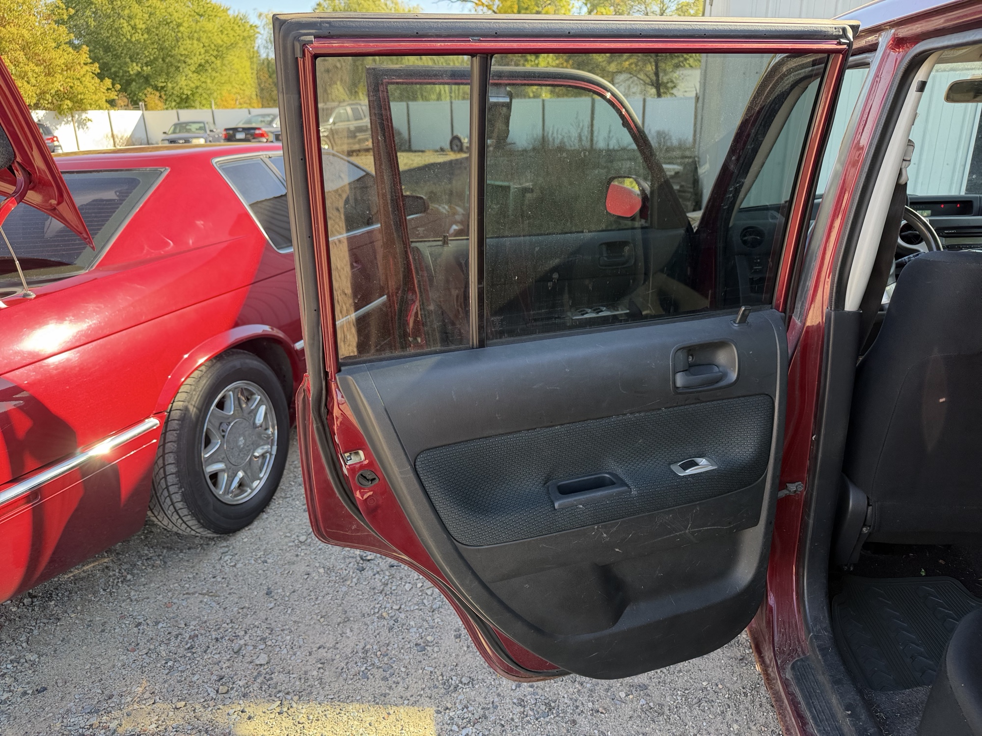2006 scion xb wagon with 203036 miles for sale near Elk River, Minnesota 106646_25_drv_rear_door_panel.jpg