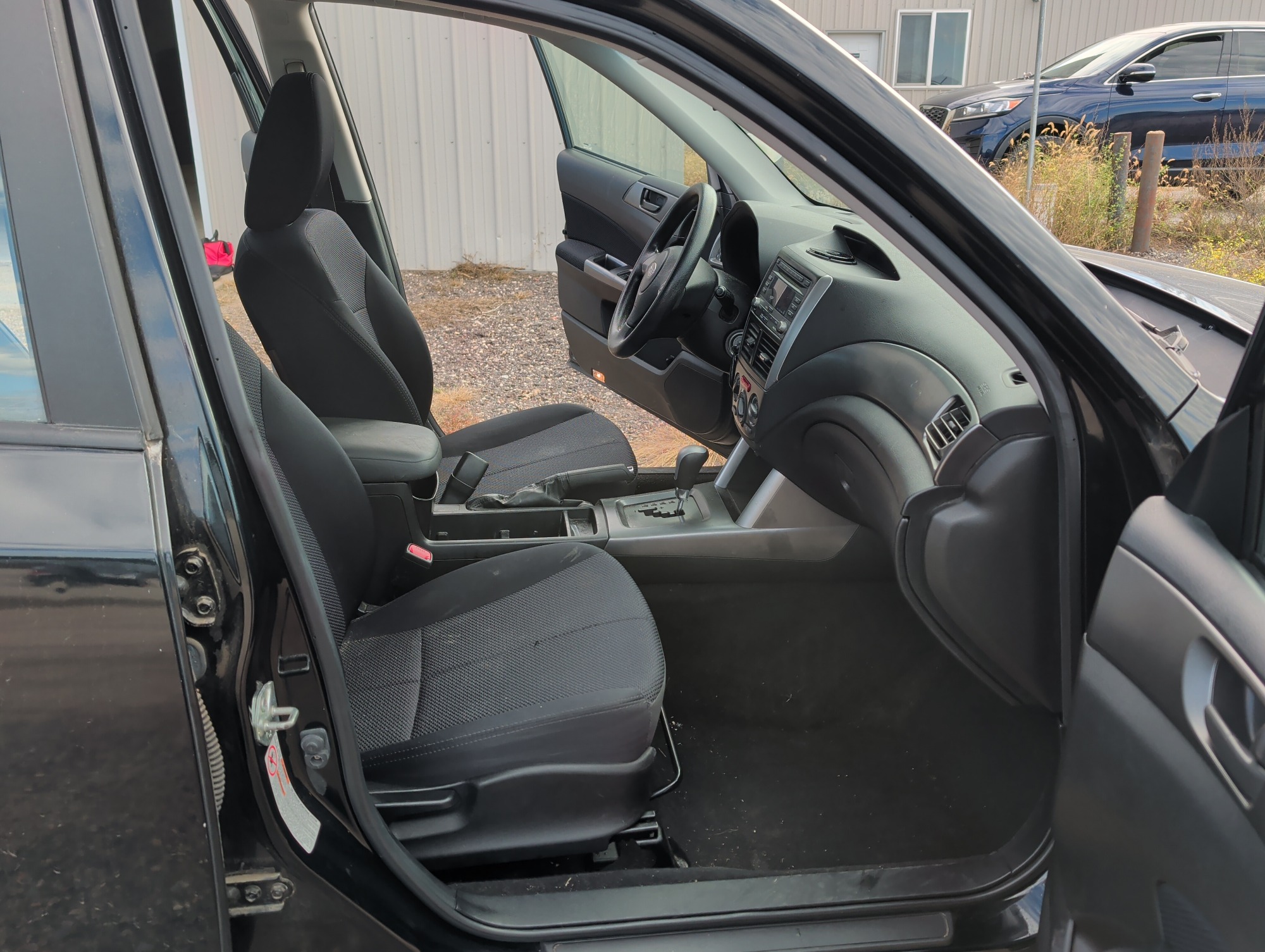 2011 subaru forester 2.5x-touring with 158569 miles for sale near Elk River, Minnesota 106647_31_passenger_seat.jpg