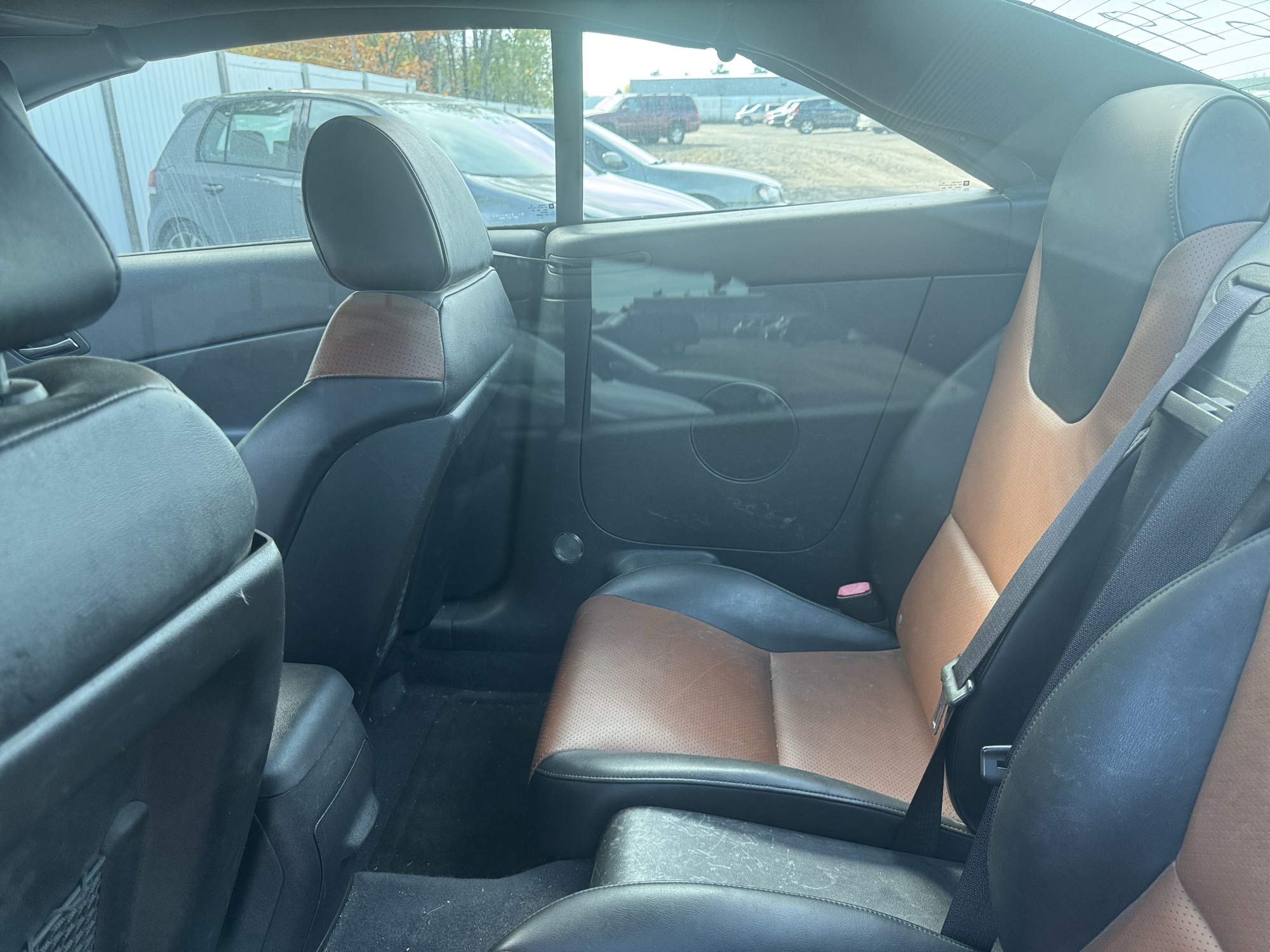2007 pontiac g6 gt-convertible with 137159 miles for sale near Elk River, Minnesota 106649_24_drv_rear_seat.jpg