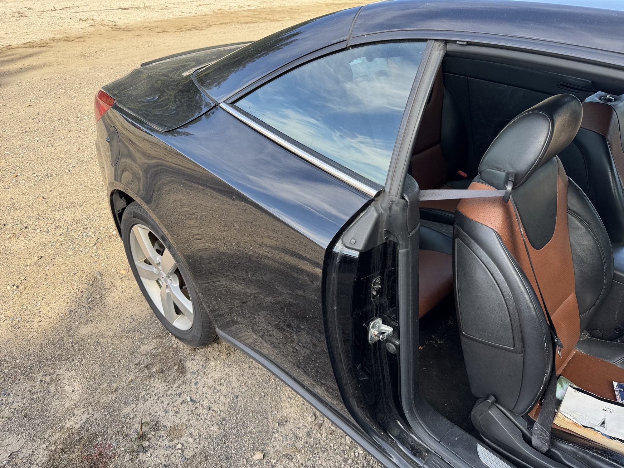 2007 pontiac g6 gt-convertible with 137159 miles for sale near Elk River, Minnesota 106649_30_pass_rear_door_panel.jpg