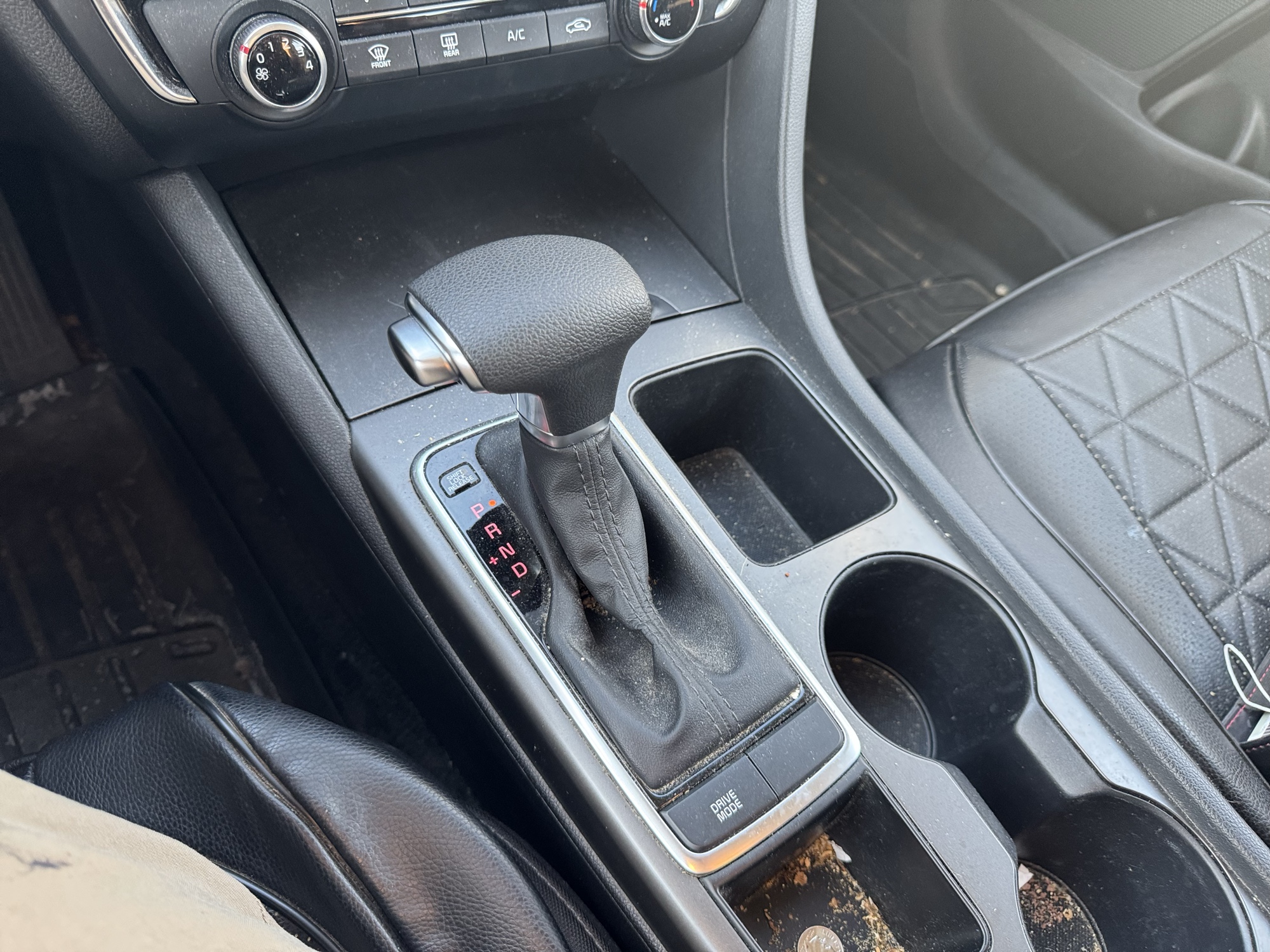 2020 kia optima lx with 79869 miles for sale near Elk River, Minnesota 106650_41_shifter.jpg
