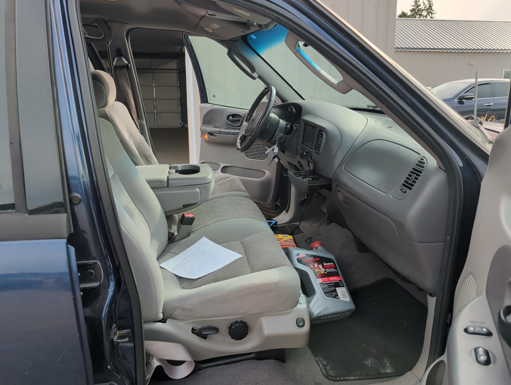 2002 ford f-150 xlt-supercrew-short-bed-4wd with 370405 miles for sale near Elk River, Minnesota 106651_31_passenger_seat.jpg
