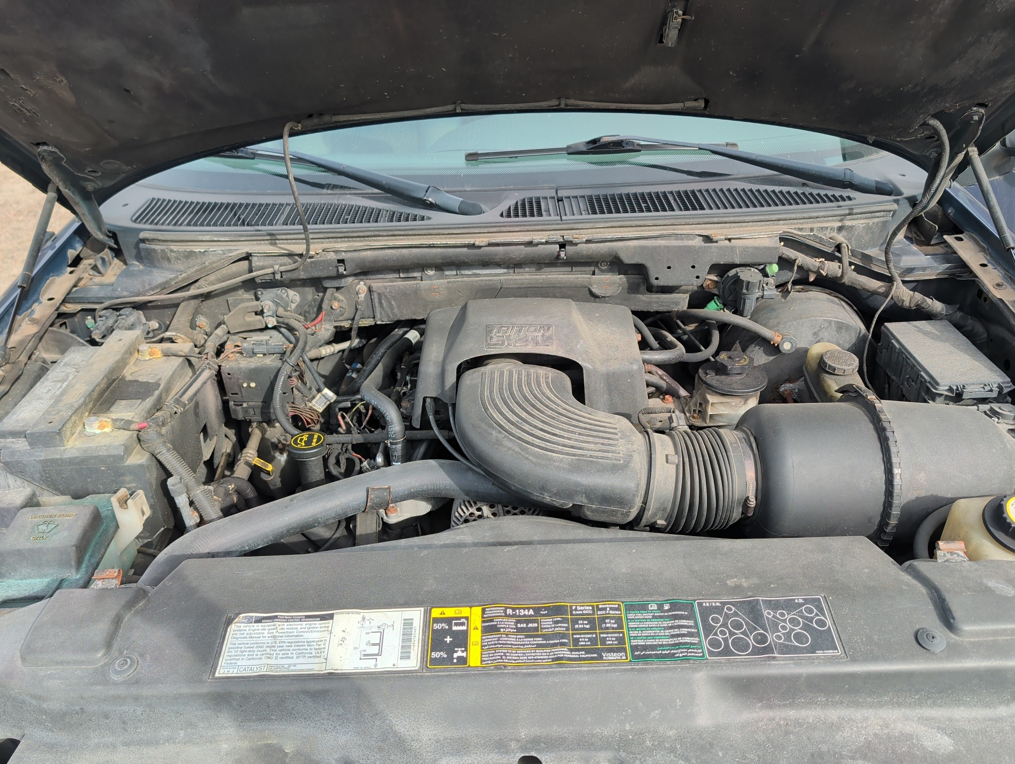 2002 ford f-150 xlt-supercrew-short-bed-4wd with 370405 miles for sale near Elk River, Minnesota 106651_49_engine_bay.jpg