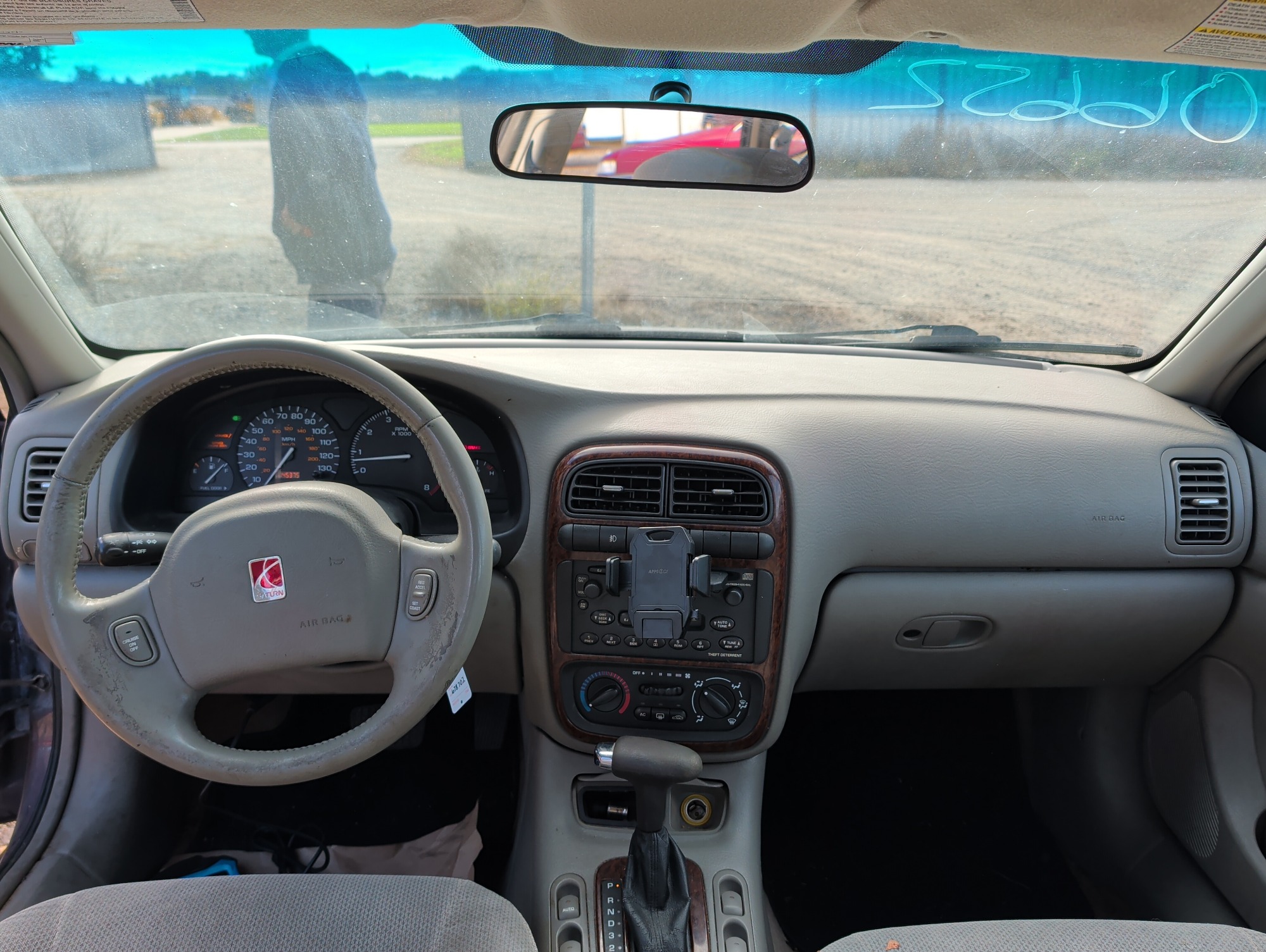 2000 saturn ls ls2 with 145375 miles for sale near Elk River, Minnesota 106652_34_whole_dash.jpg