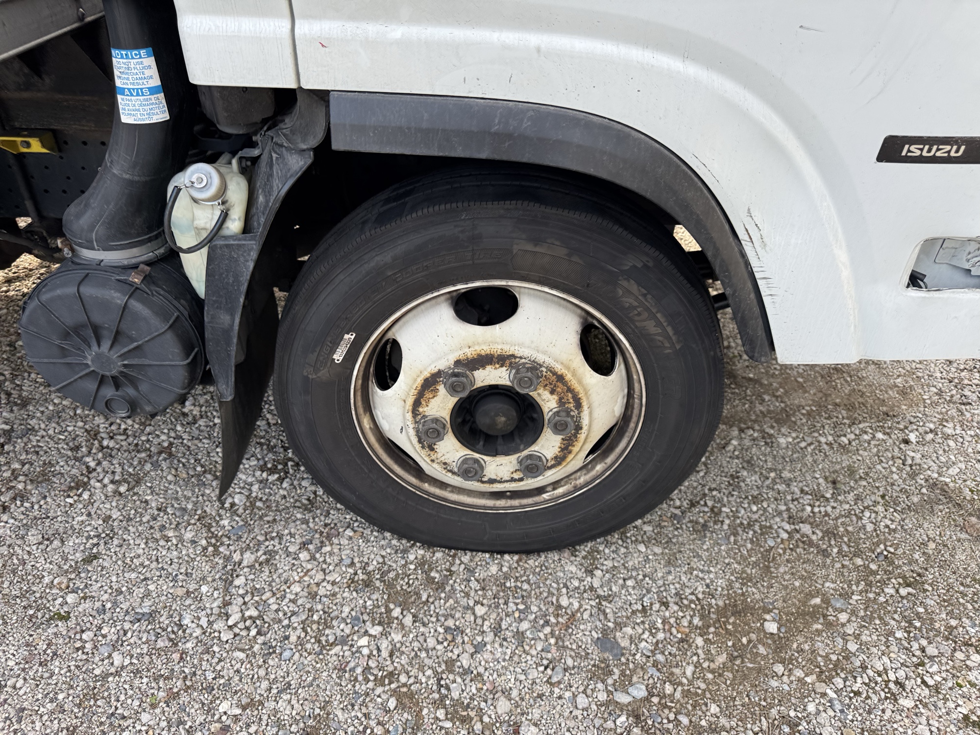2015 isuzu nqr - with 248215 miles for sale near Elk River, Minnesota 106653_15_front_pass_wheel.jpg