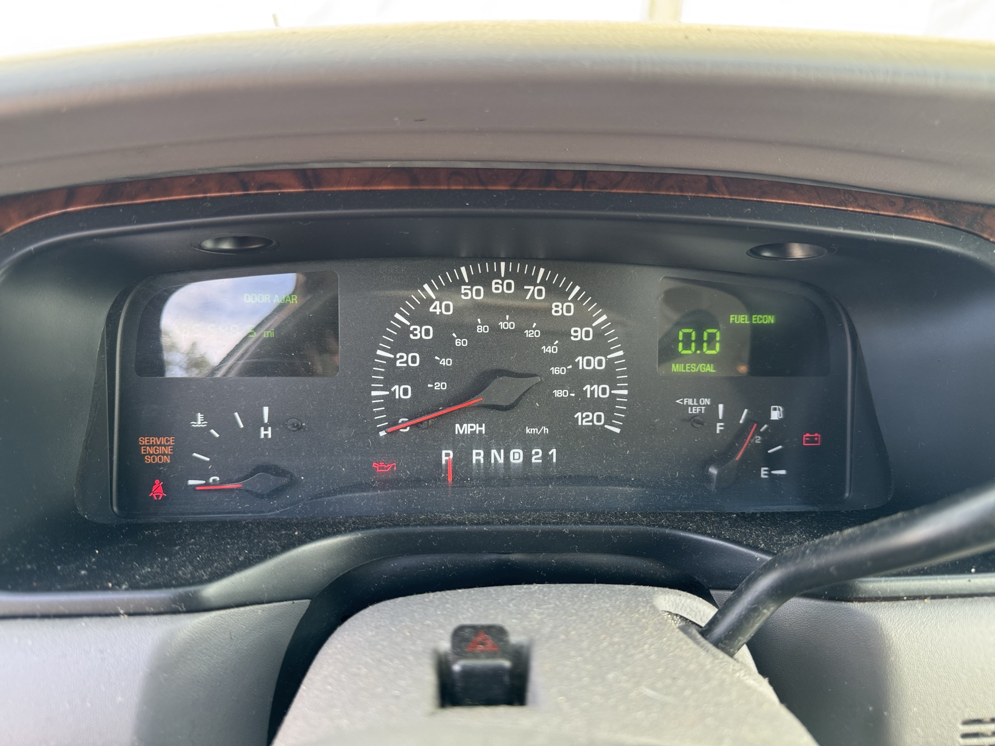 2000 lincoln town-car executive with 135548 miles for sale near Elk River, Minnesota 106654_43_gauge_cluster.jpg
