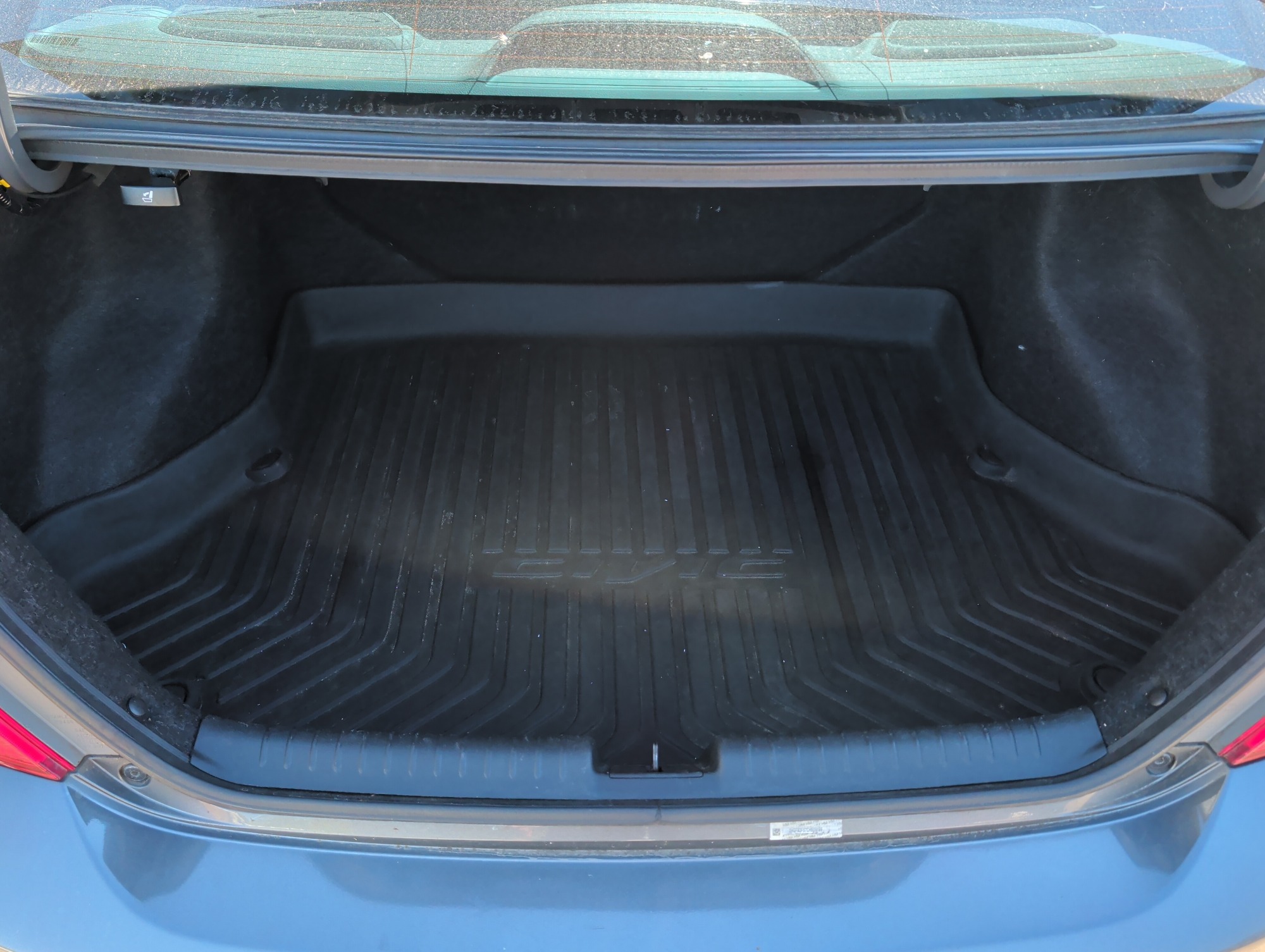 2012 honda civic lx-sedan-5-speed-at with 150021 miles for sale near Elk River, Minnesota 106655_26_trunk.jpg