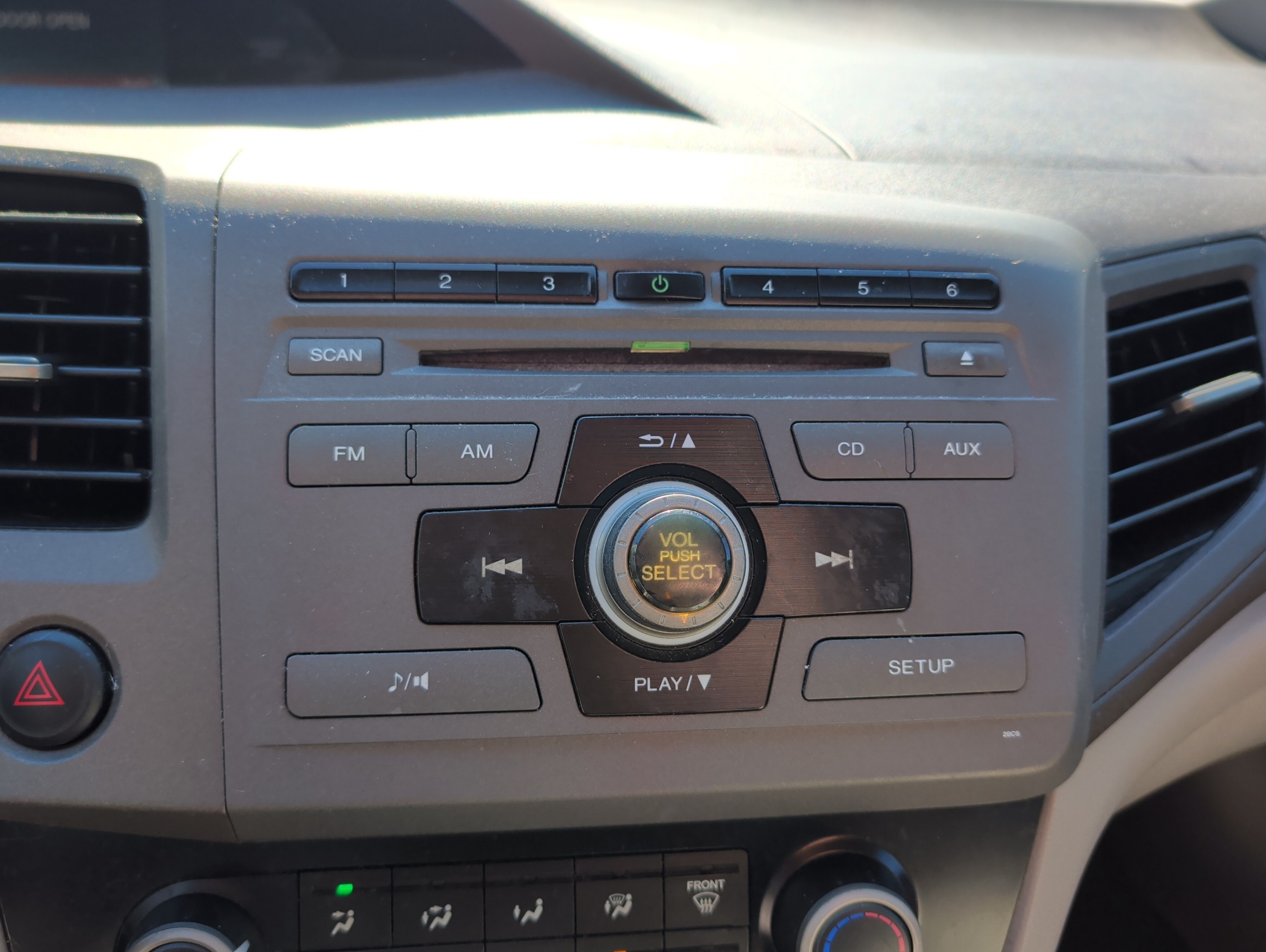 2012 honda civic lx-sedan-5-speed-at with 150021 miles for sale near Elk River, Minnesota 106655_39_radio_closeup.jpg