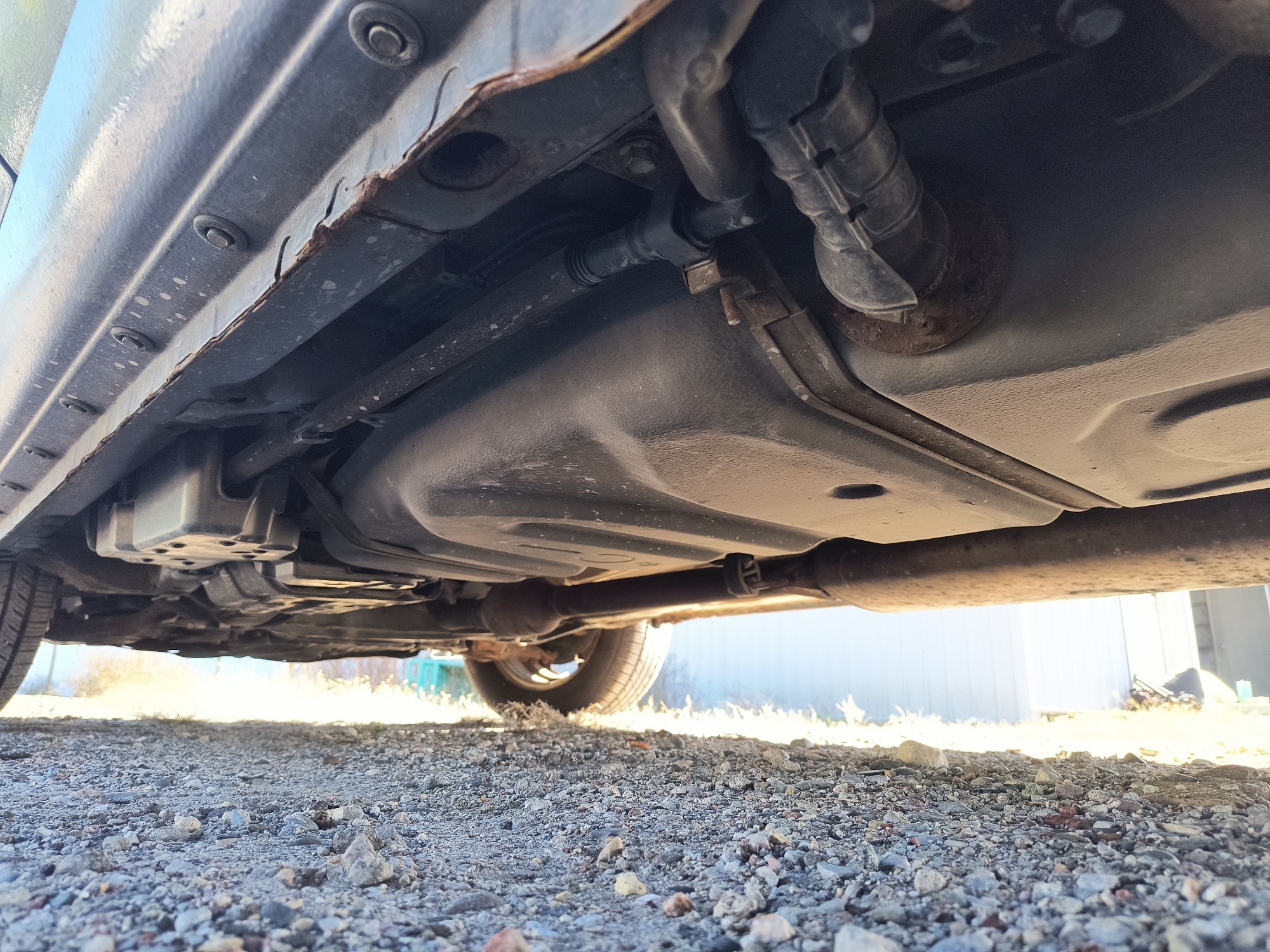 2010 toyota rav4 base-i4-4wd with 209322 miles for sale near Elk River, Minnesota 106656_18_undercar_rear_drv.jpg