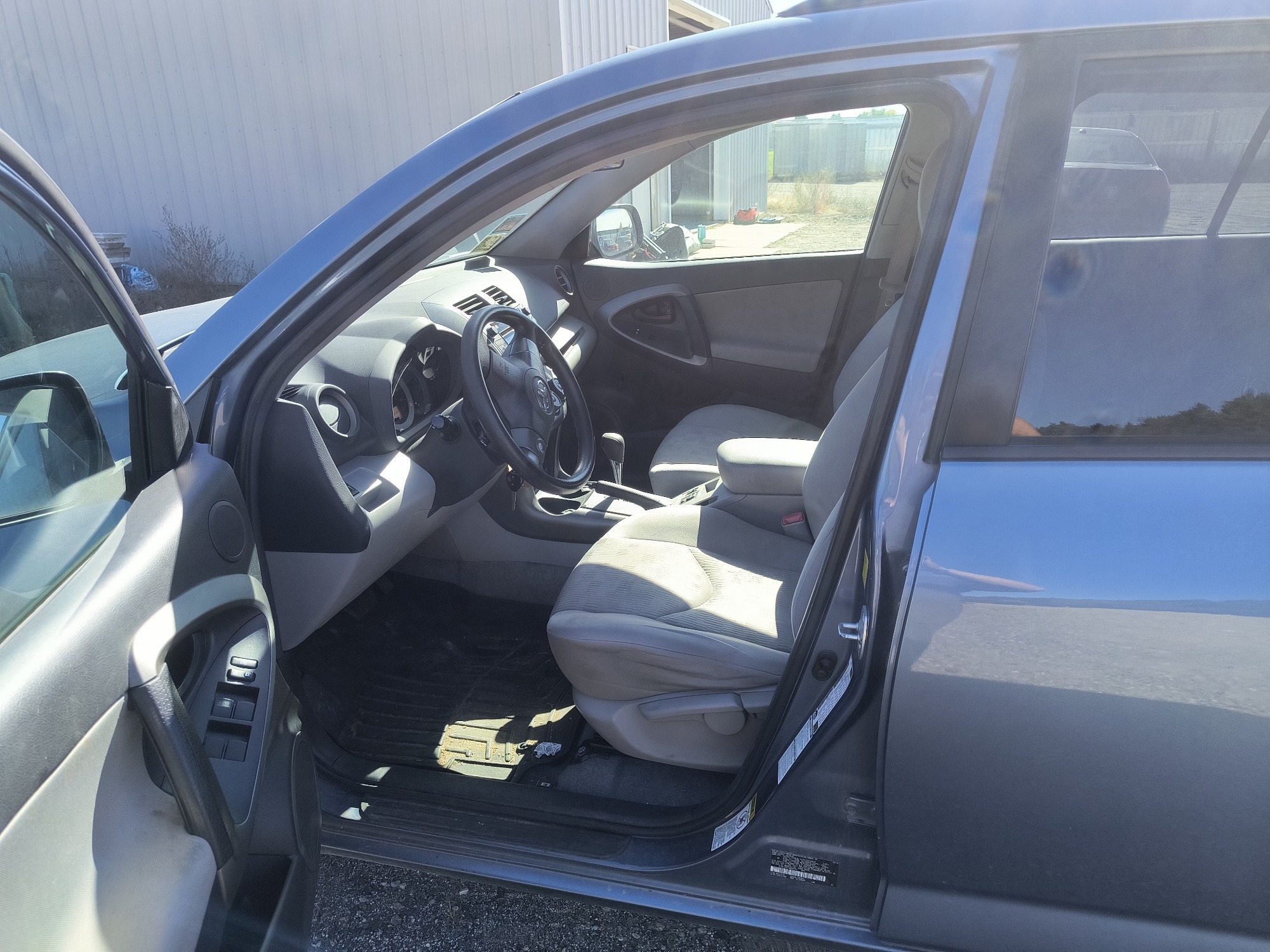 2010 toyota rav4 base-i4-4wd with 209322 miles for sale near Elk River, Minnesota 106656_22_driver_seat.jpg