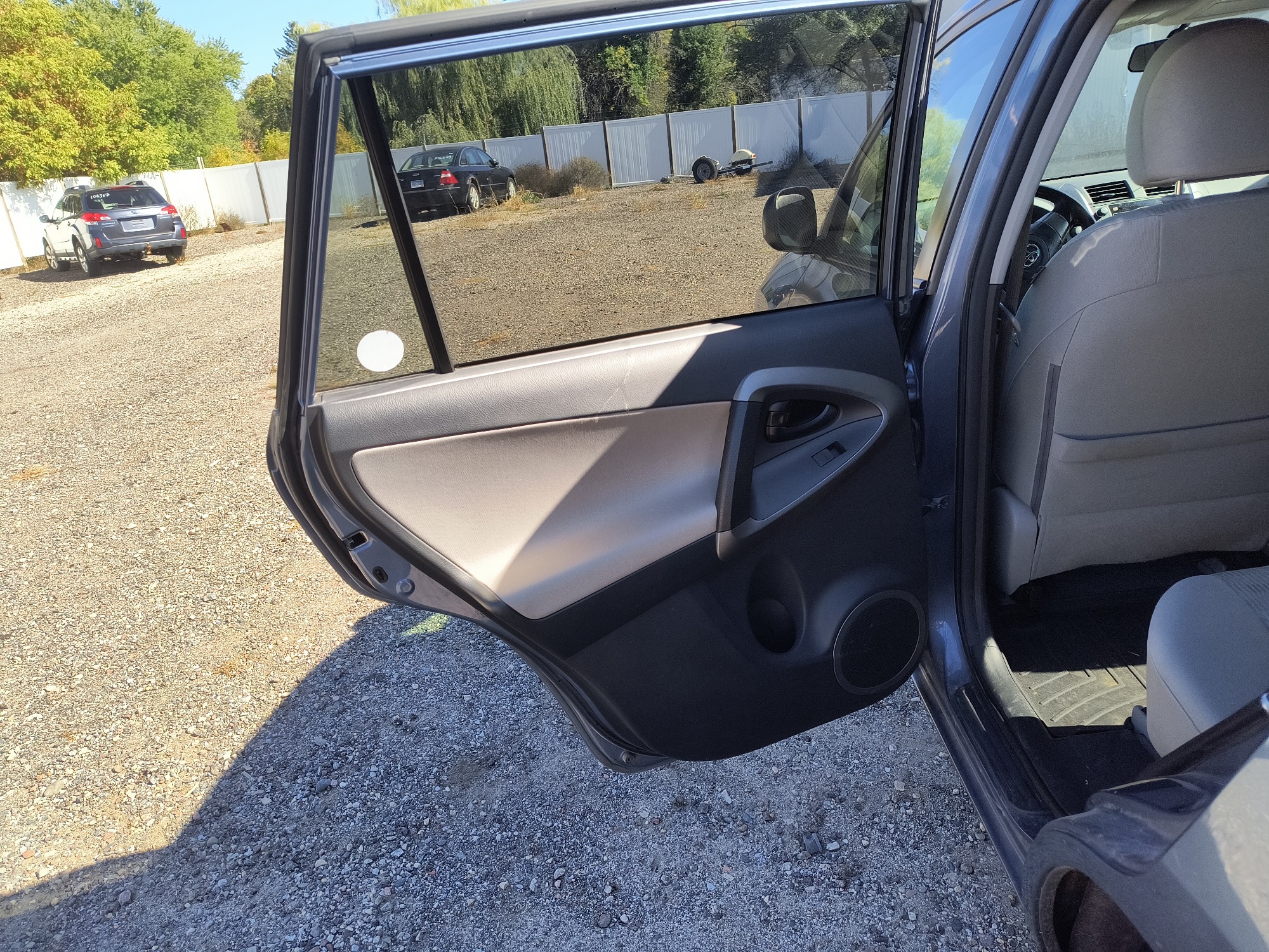 2010 toyota rav4 base-i4-4wd with 209322 miles for sale near Elk River, Minnesota 106656_25_drv_rear_door_panel.jpg