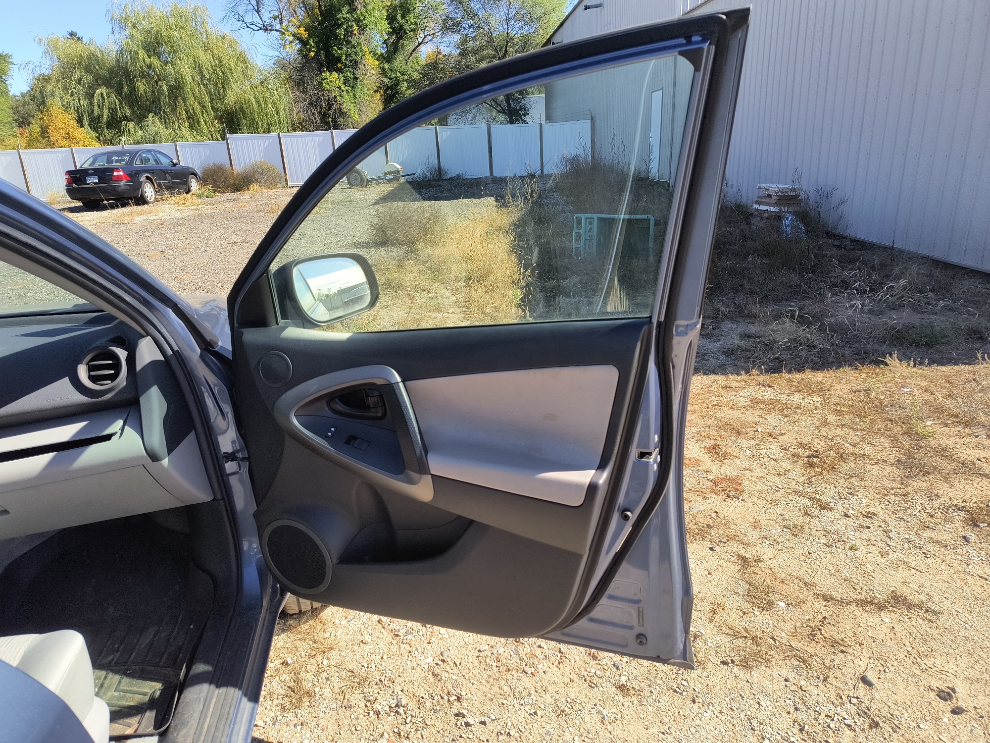 2010 toyota rav4 base-i4-4wd with 209322 miles for sale near Elk River, Minnesota 106656_32_passenger_door_panel.jpg