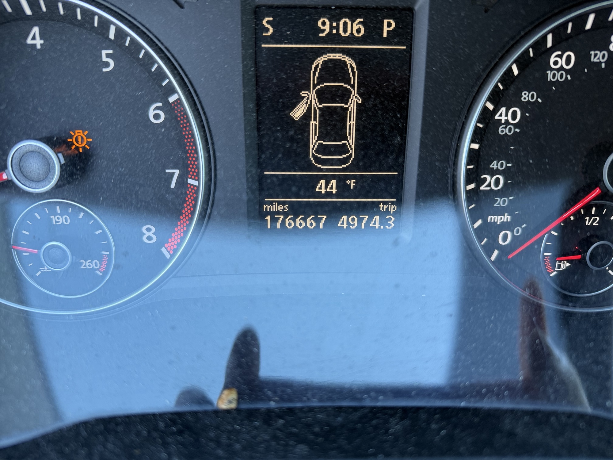 2012 volkswagen passat 2.5l-se-mt with 176667 miles for sale near Elk River, Minnesota 106657_44_mileage_closeup.jpg