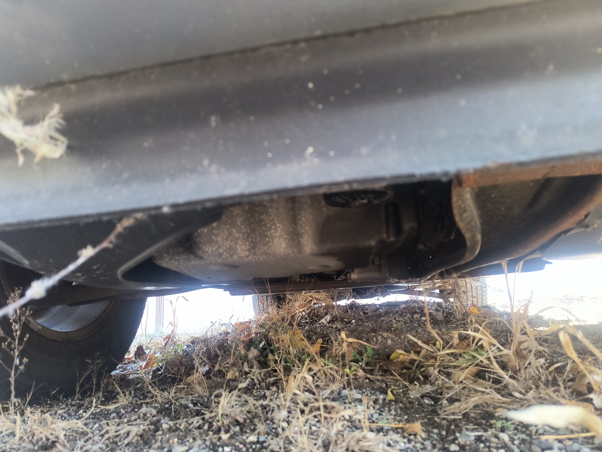 2009 mercury mariner-hybrid 4wd with 333358 miles for sale near Elk River, Minnesota 106658_16_undercar_front.jpg