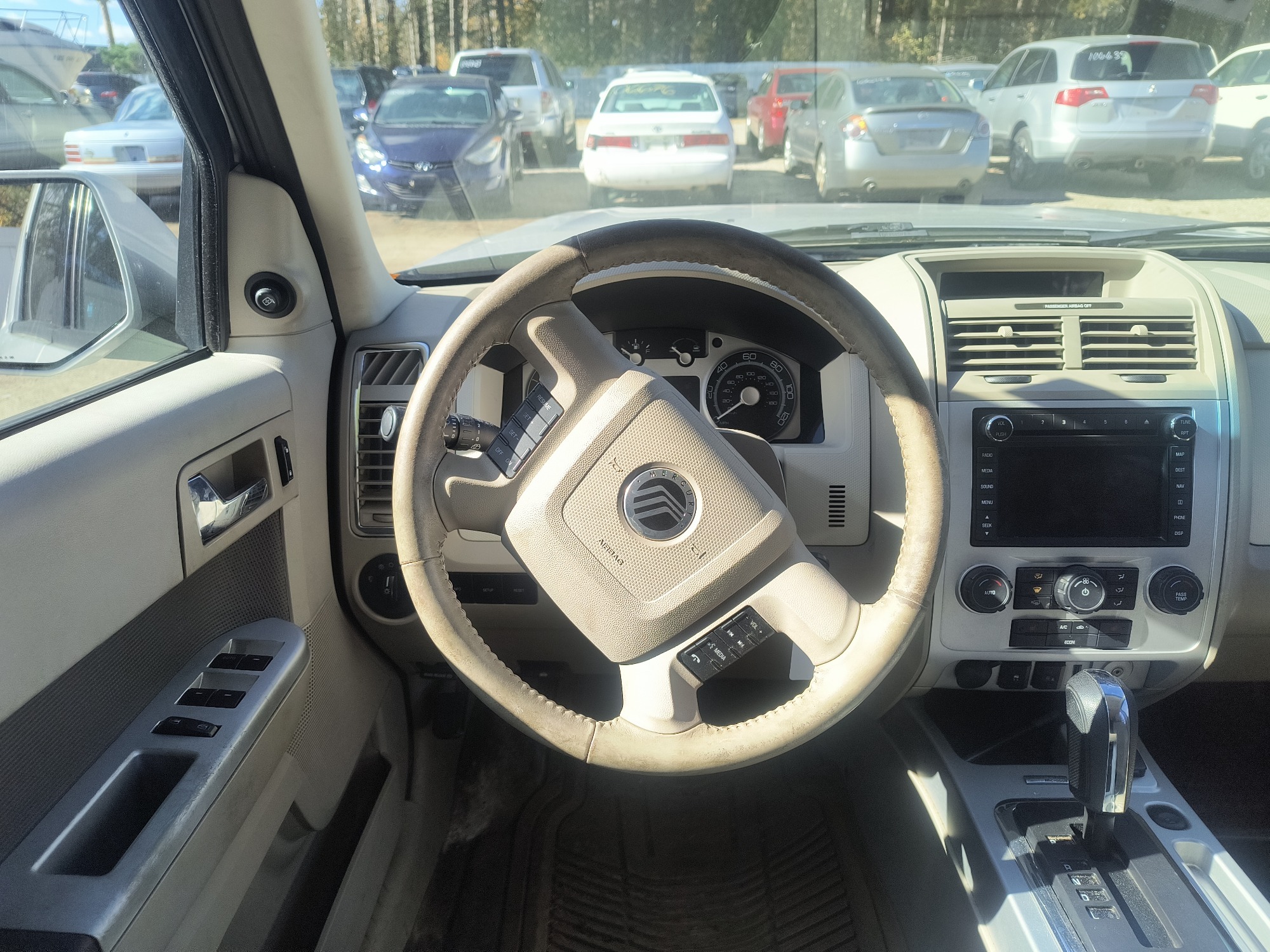 2009 mercury mariner-hybrid 4wd with 333358 miles for sale near Elk River, Minnesota 106658_33_dash_from_driver.jpg