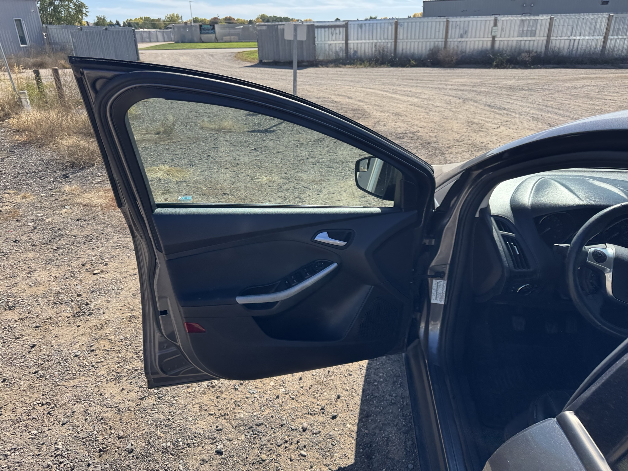 2013 ford focus se-sedan with 242471 miles for sale near Elk River, Minnesota 106659_23_driver_door_panel.jpg
