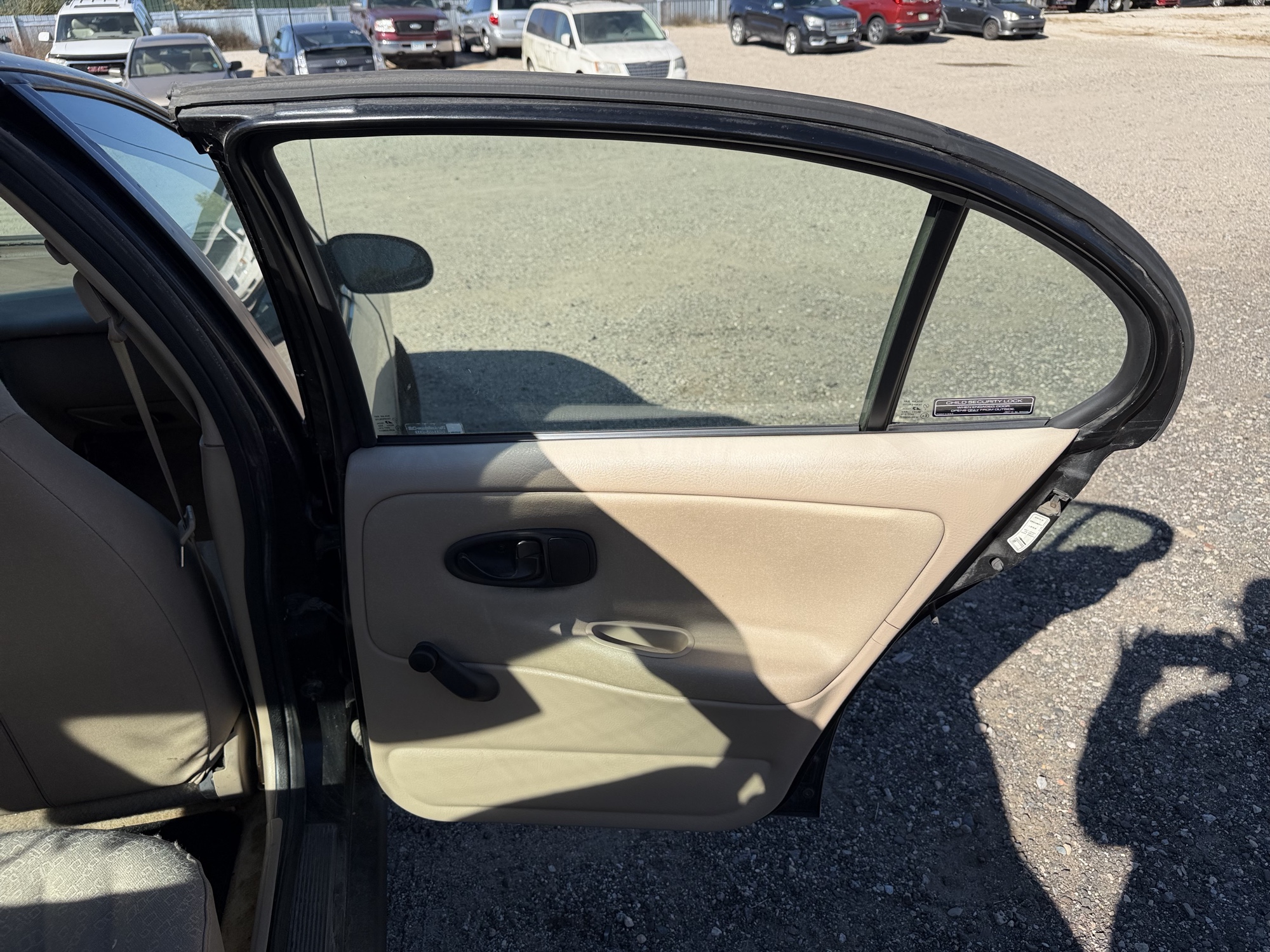 2002 saturn sl sl1 with 170974 miles for sale near Elk River, Minnesota 106660_30_pass_rear_door_panel.jpg