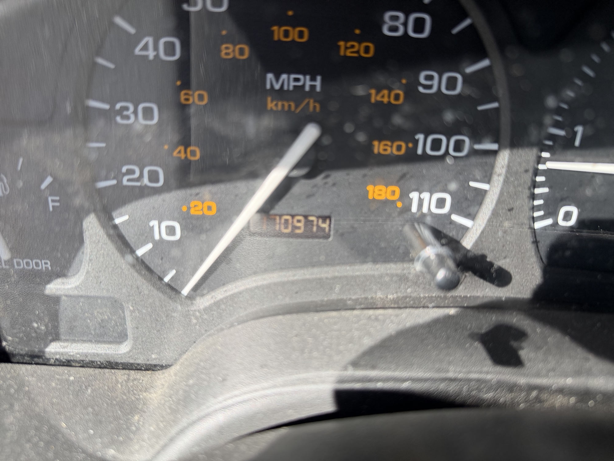 2002 saturn sl sl1 with 170974 miles for sale near Elk River, Minnesota 106660_44_mileage_closeup.jpg