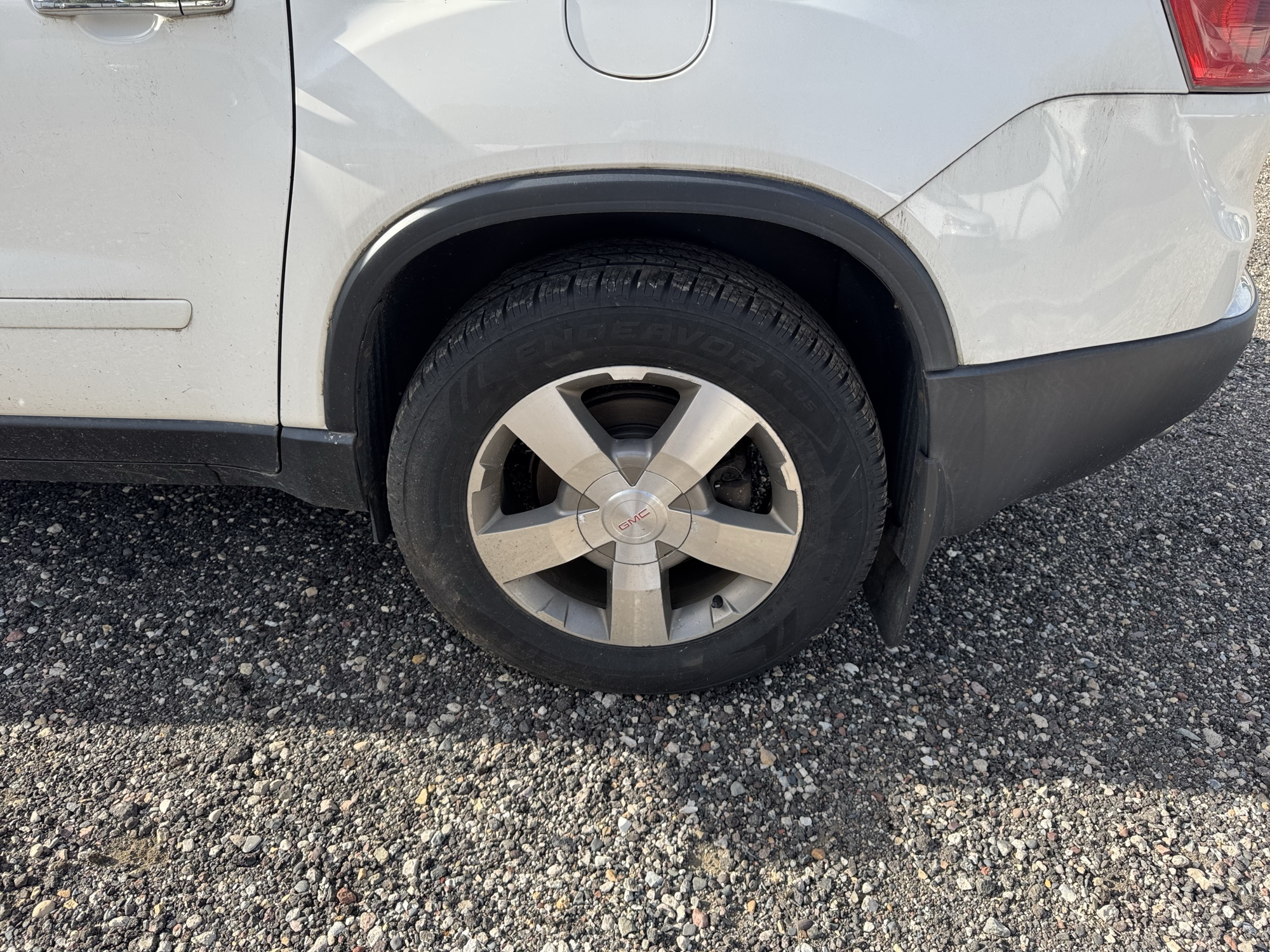 2010 gmc acadia slt-1-awd with 367138 miles for sale near Elk River, Minnesota 106661_13_rear_drv_wheel.jpg