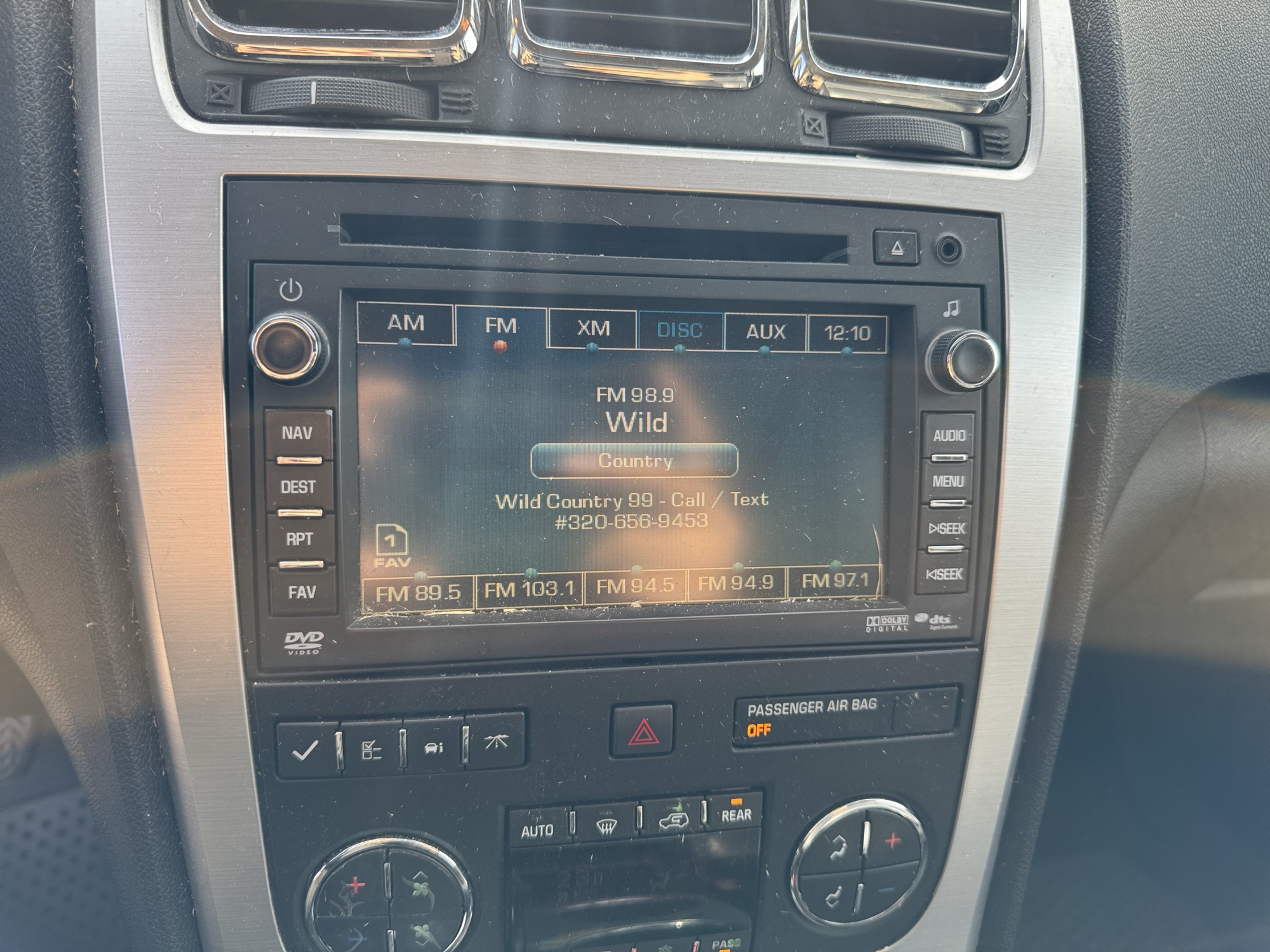 2010 gmc acadia slt-1-awd with 367138 miles for sale near Elk River, Minnesota 106661_39_radio_closeup.jpg