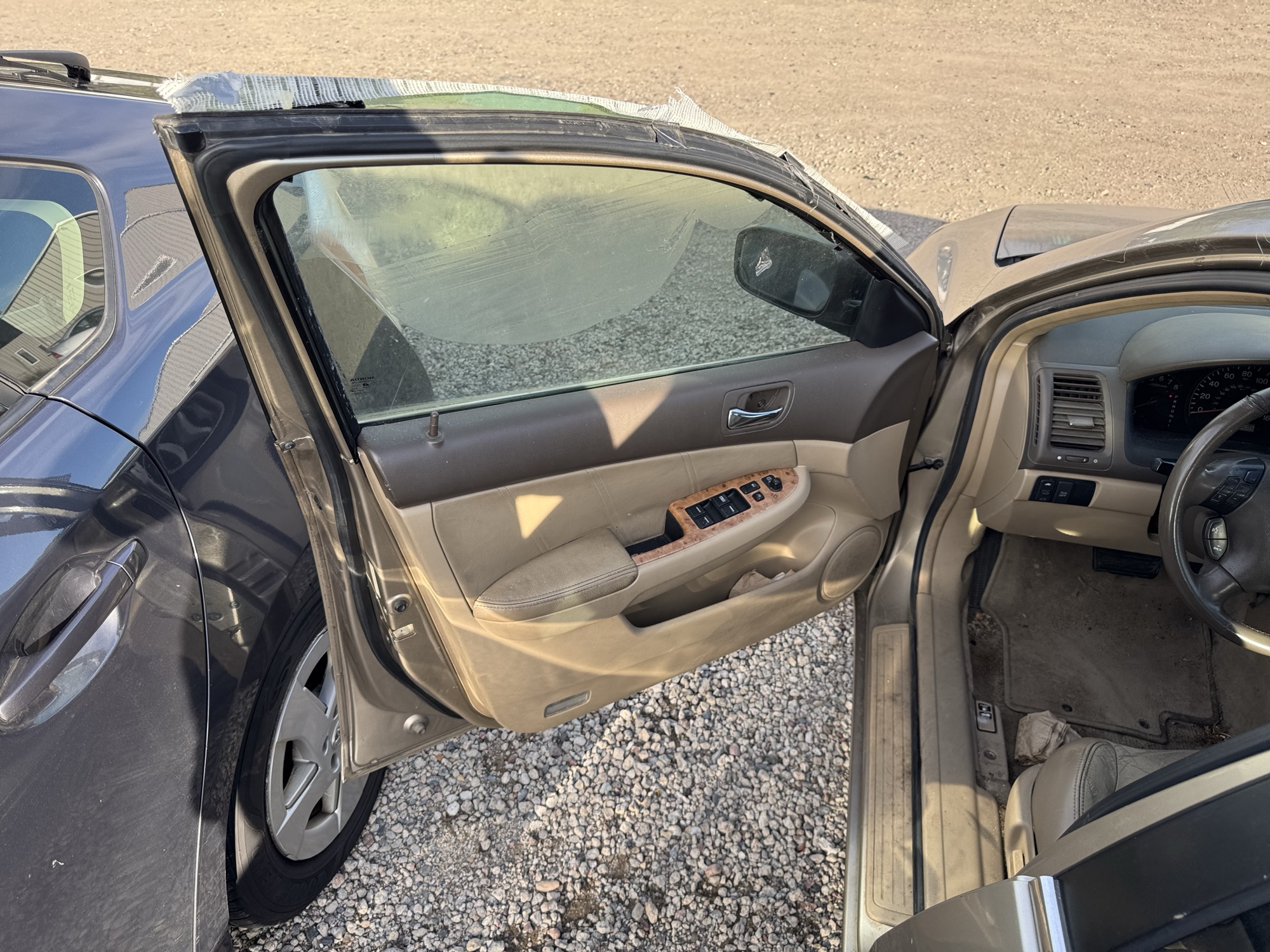 2003 honda accord ex-v6-sedan-at with 244000 miles for sale near Elk River, Minnesota 106662_23_driver_door_panel.jpg