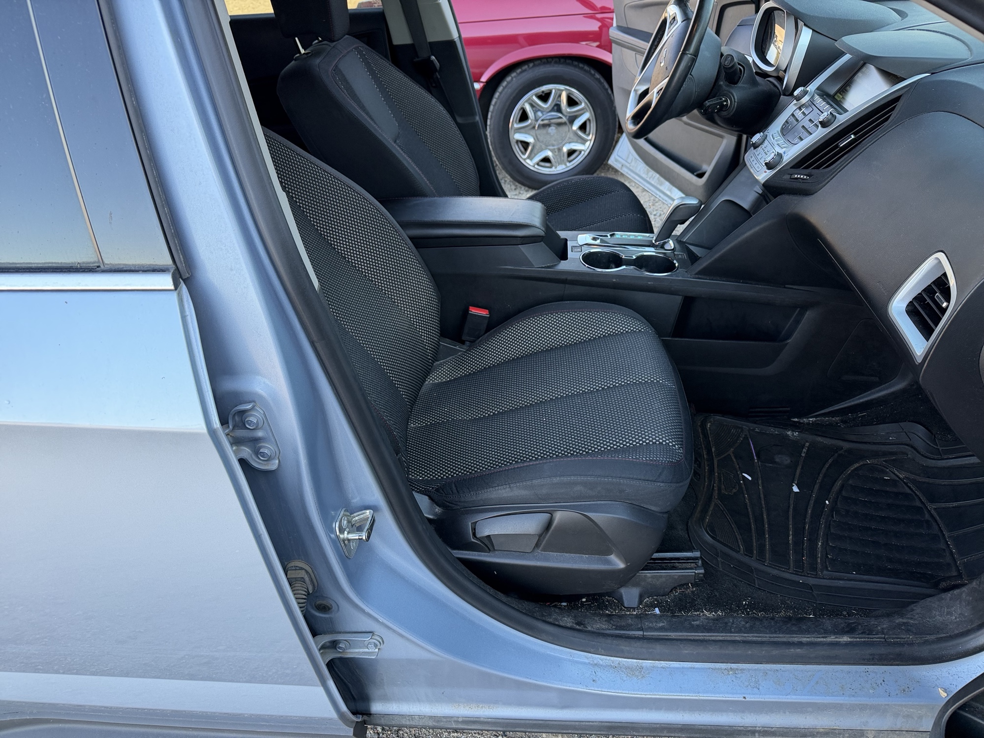 2015 chevrolet equinox 1lt-2wd with 133194 miles for sale near Elk River, Minnesota 106663_31_passenger_seat.jpg