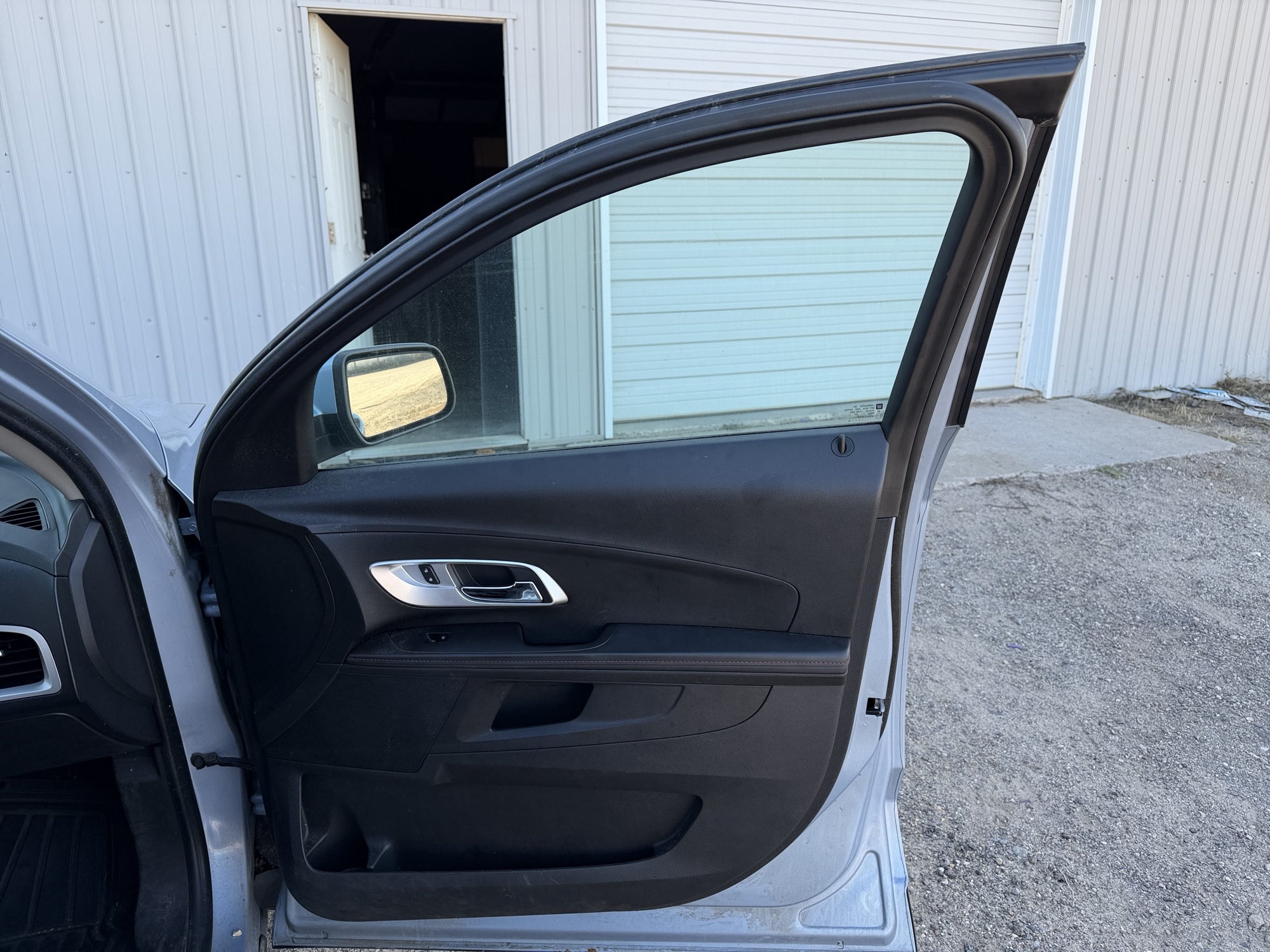 2015 chevrolet equinox 1lt-2wd with 133194 miles for sale near Elk River, Minnesota 106663_32_passenger_door_panel.jpg
