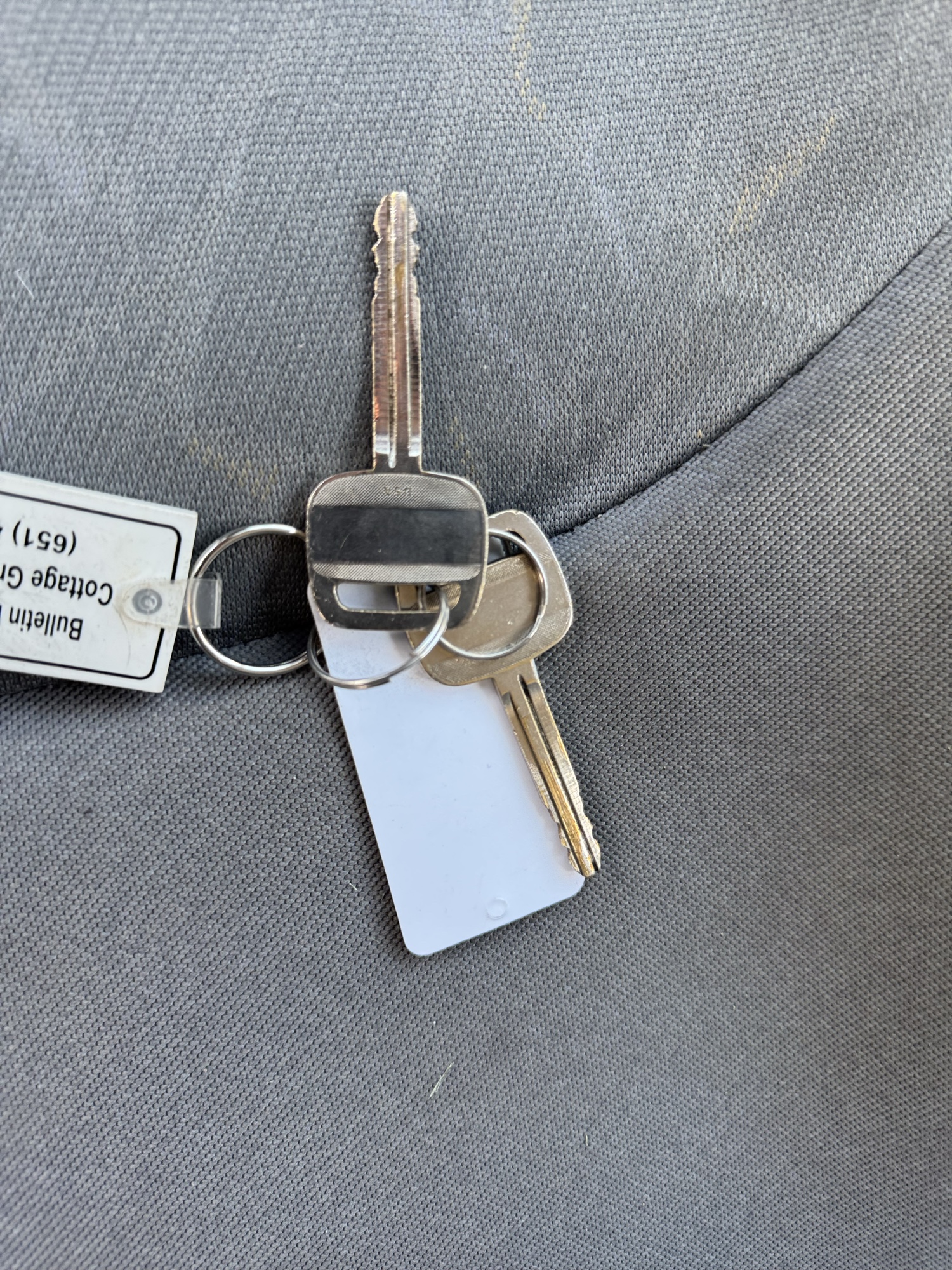 2003 toyota echo 4-door-sedan with 222883 miles for sale near Elk River, Minnesota 106664_51_keys.jpg