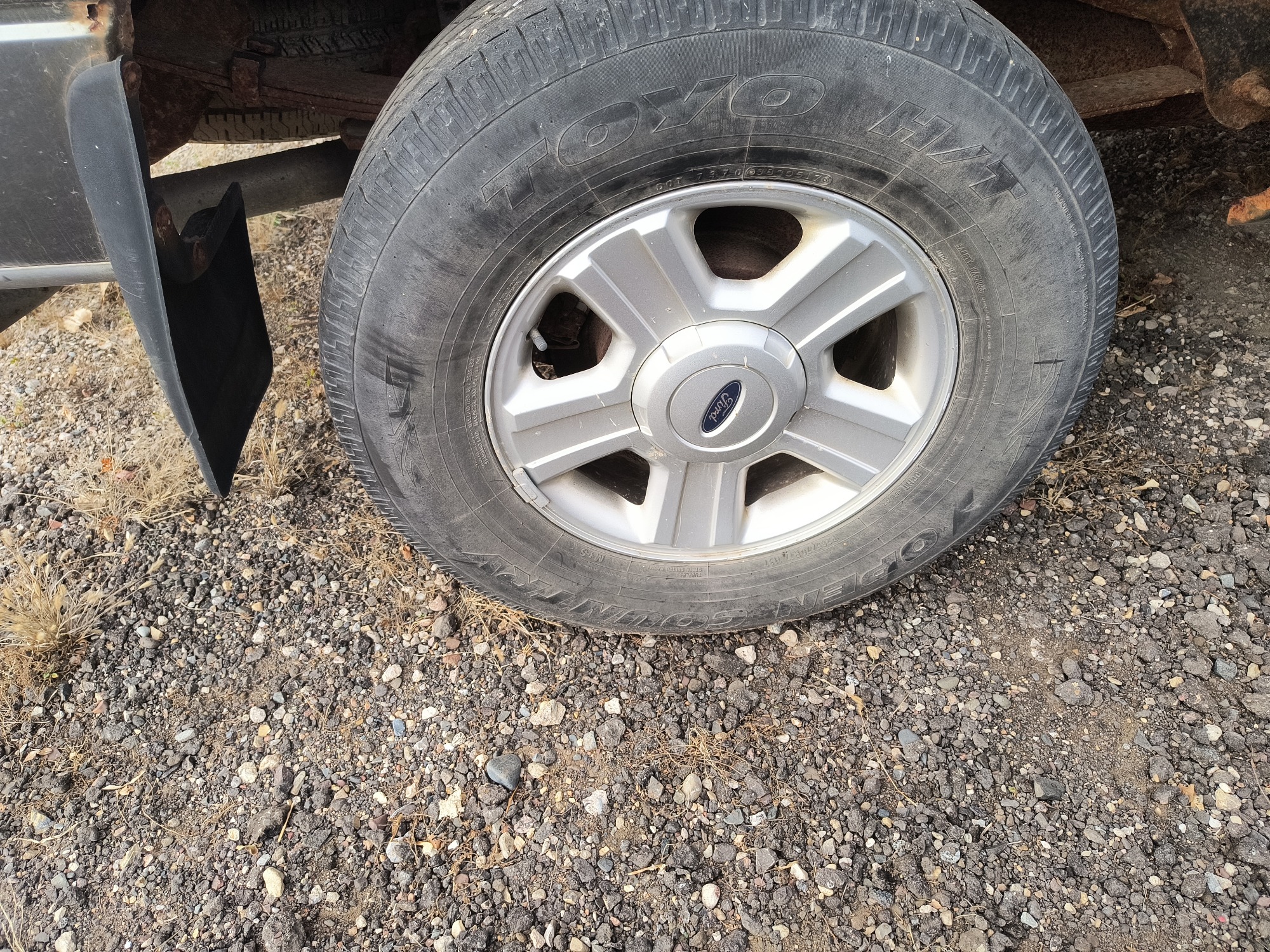 2004 ford f-150 xl-supercab-4wd with 217438 miles for sale near Elk River, Minnesota 106666_14_rear_pass_wheel.jpg