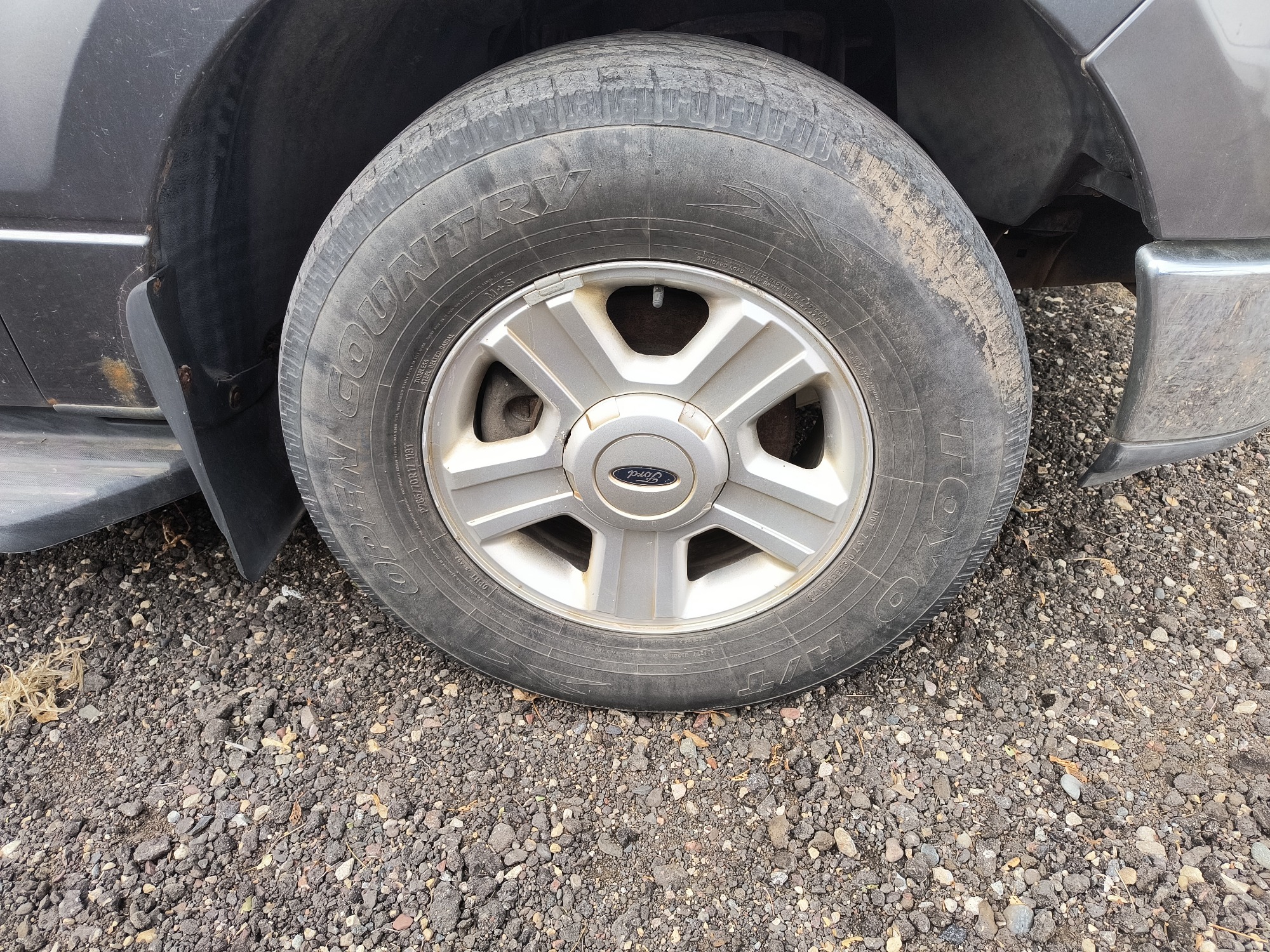 2004 ford f-150 xl-supercab-4wd with 217438 miles for sale near Elk River, Minnesota 106666_15_front_pass_wheel.jpg