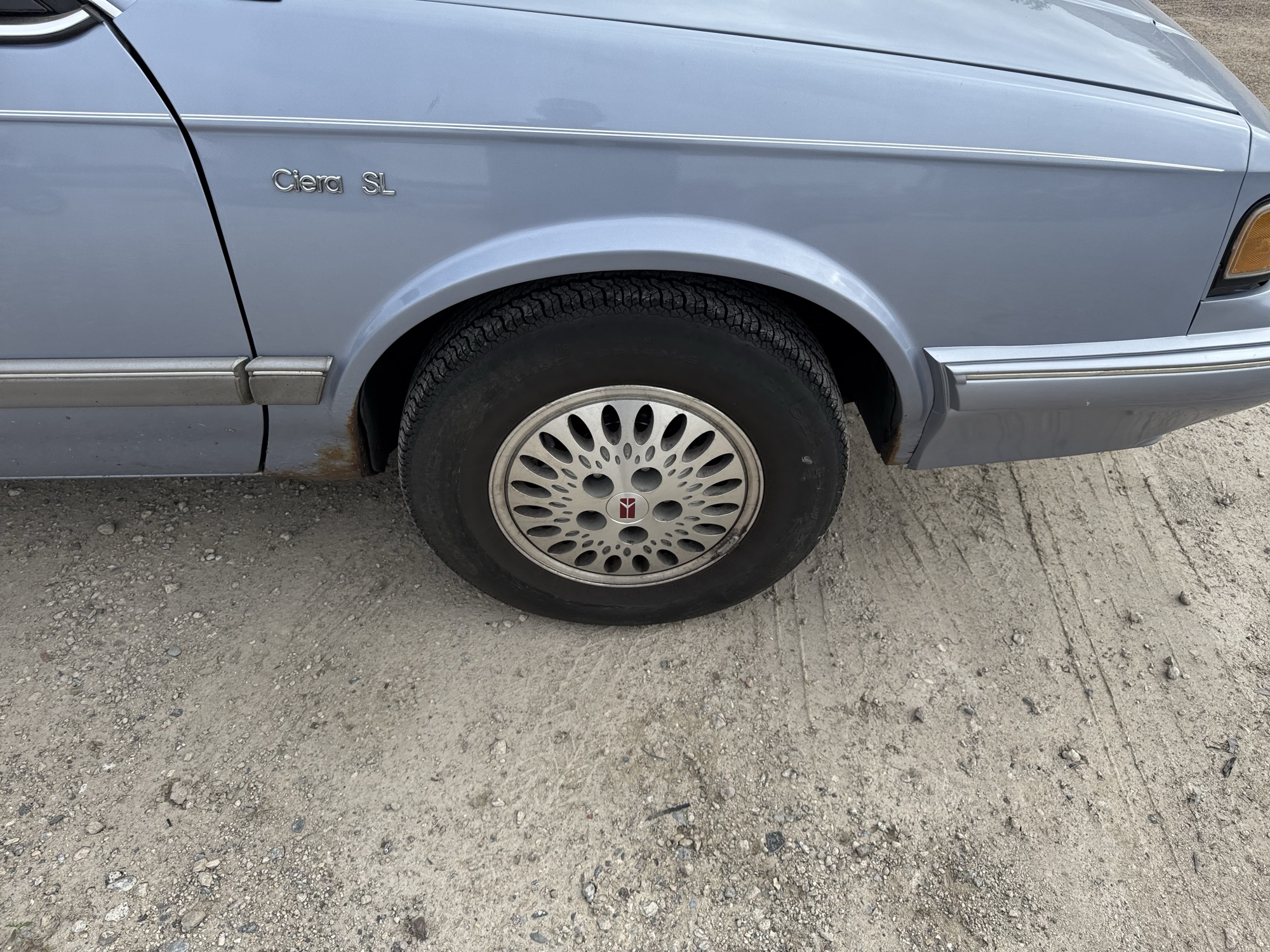 1996 oldsmobile ciera sl-1sc with 24778 miles for sale near Elk River, Minnesota 106667_15_front_pass_wheel.jpg