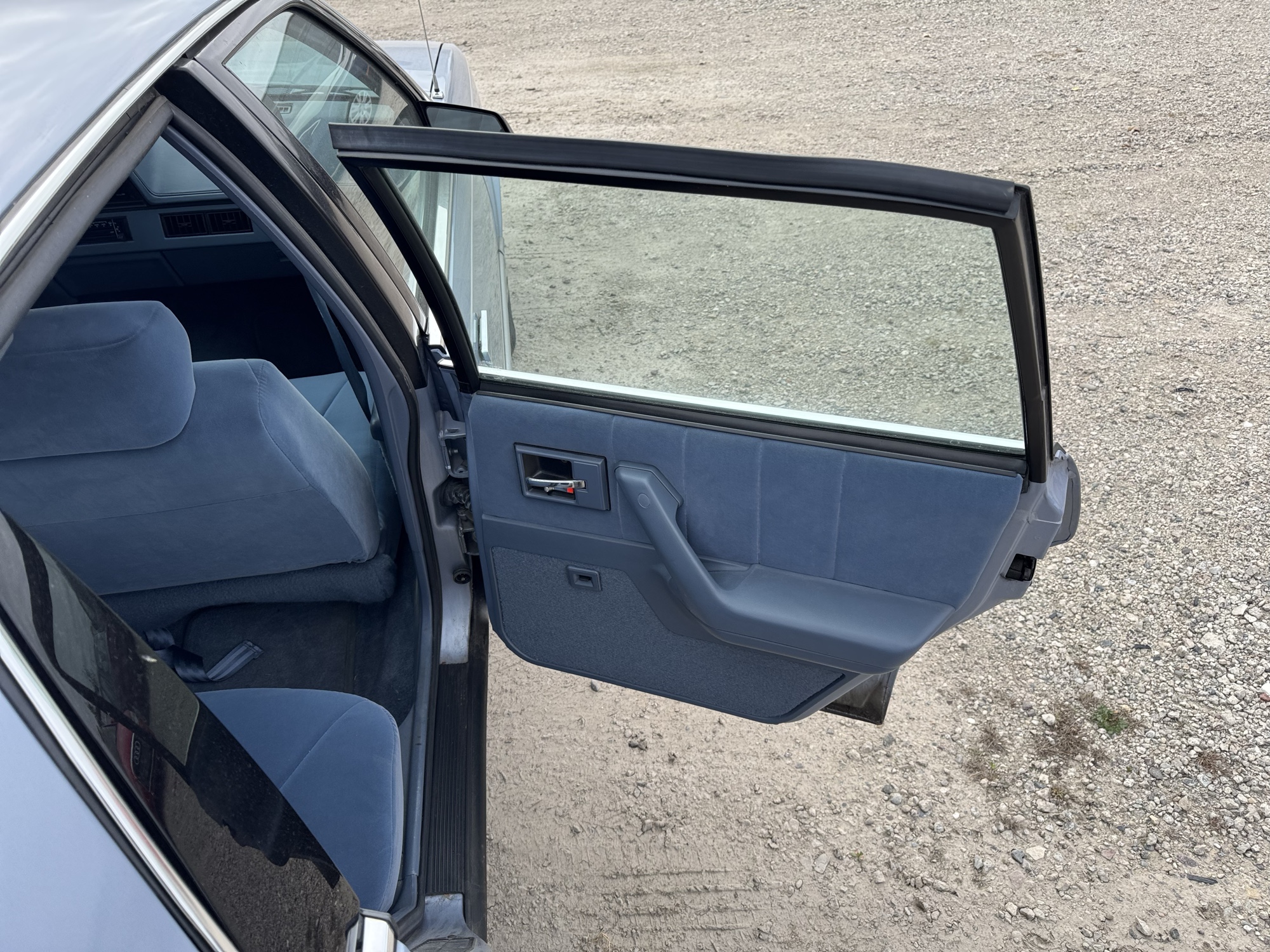 1996 oldsmobile ciera sl-1sc with 24778 miles for sale near Elk River, Minnesota 106667_30_pass_rear_door_panel.jpg