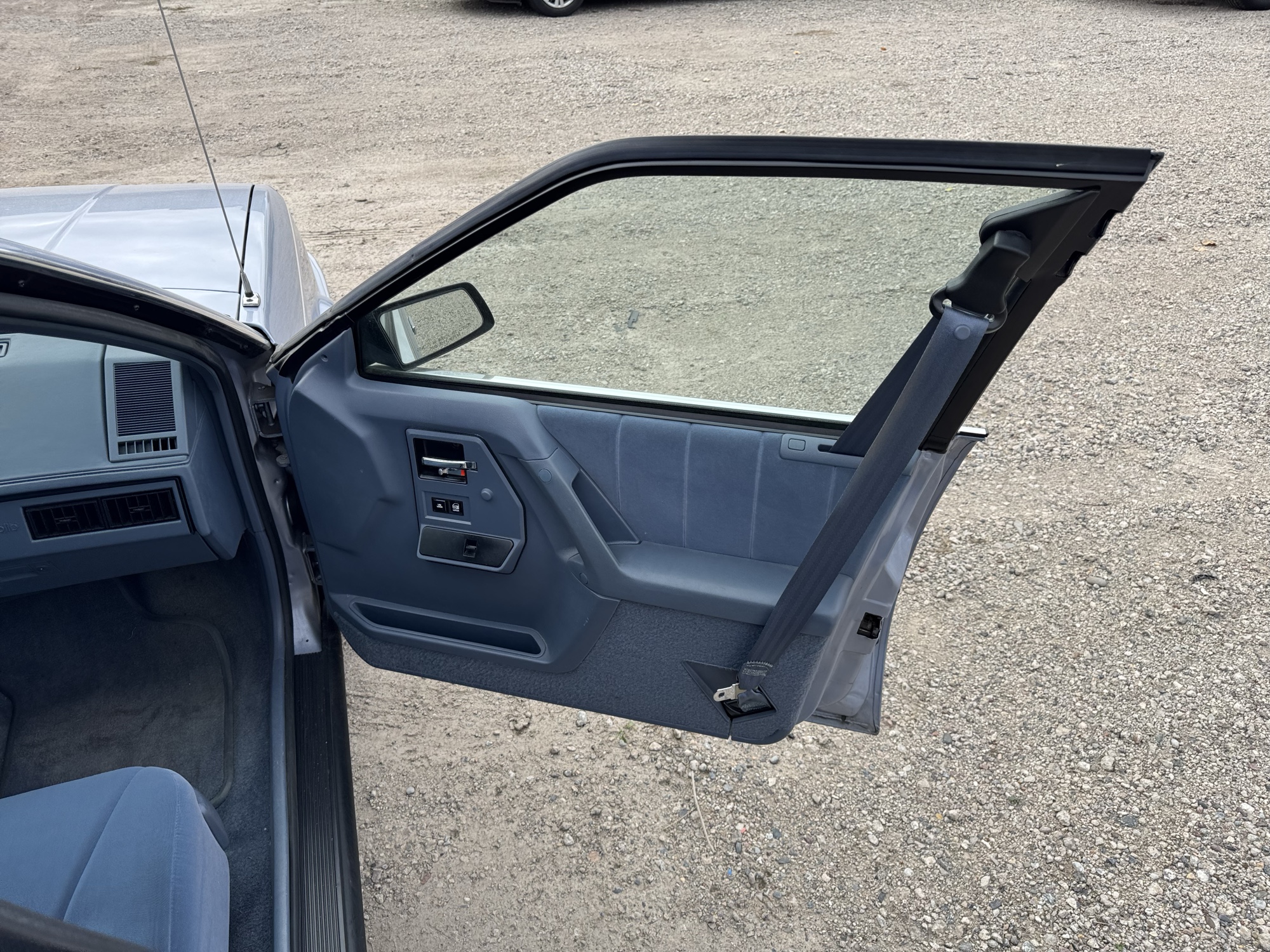 1996 oldsmobile ciera sl-1sc with 24778 miles for sale near Elk River, Minnesota 106667_32_passenger_door_panel.jpg