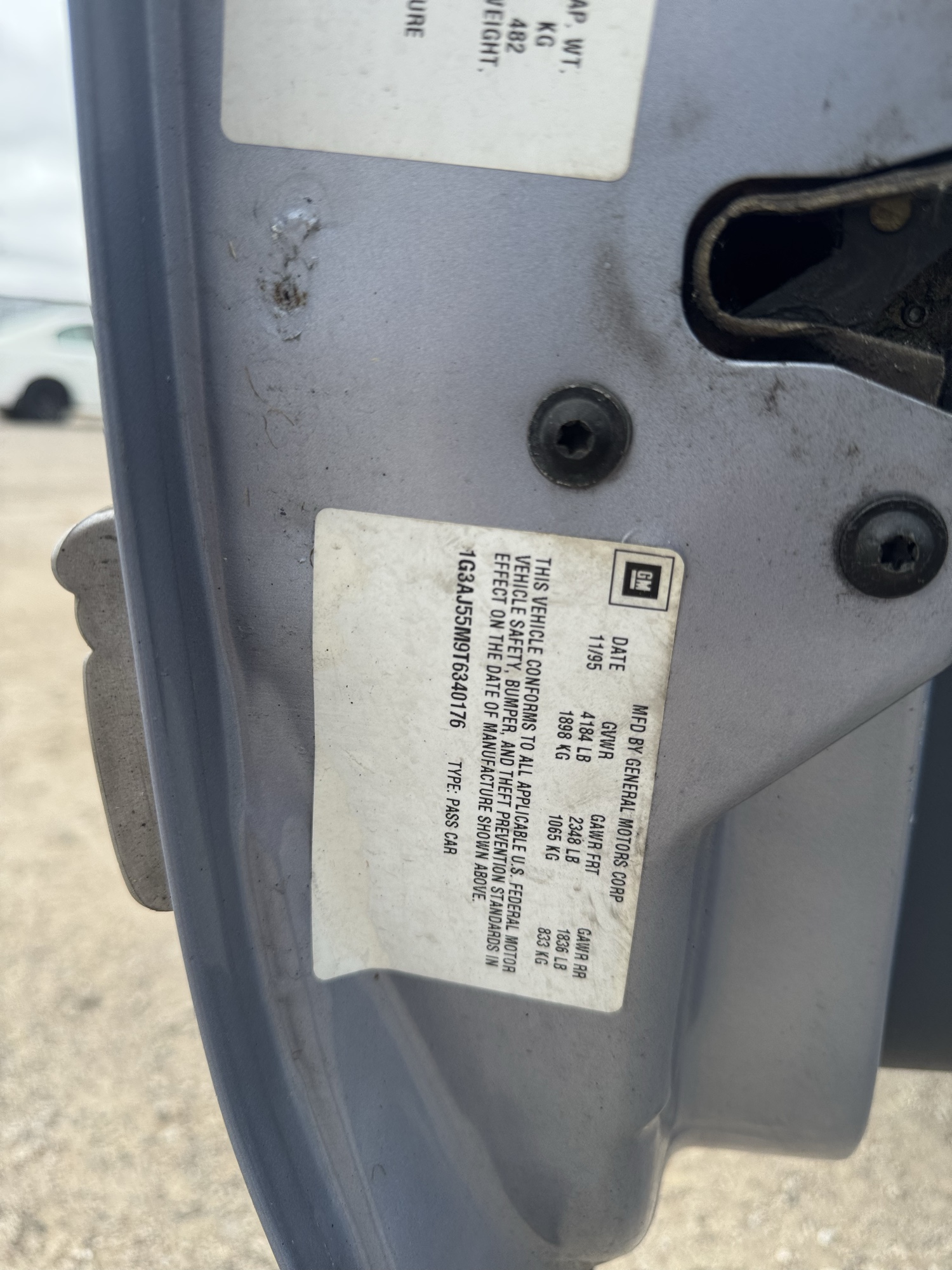 1996 oldsmobile ciera sl-1sc with 24778 miles for sale near Elk River, Minnesota 106667_47_door_vin_sticker.jpg
