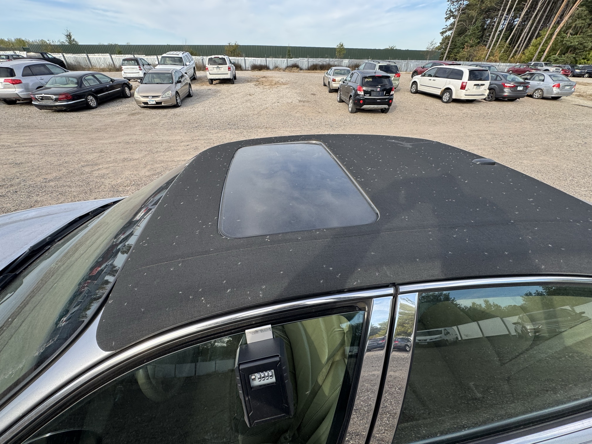 2005 buick lesabre limited with 211419 miles for sale near Elk River, Minnesota 106668_11_roof.jpg
