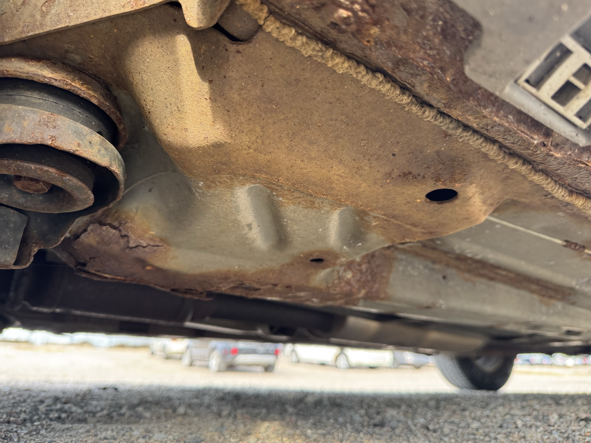 2005 buick lesabre limited with 211419 miles for sale near Elk River, Minnesota 106668_17_undercar_drv_side.jpg