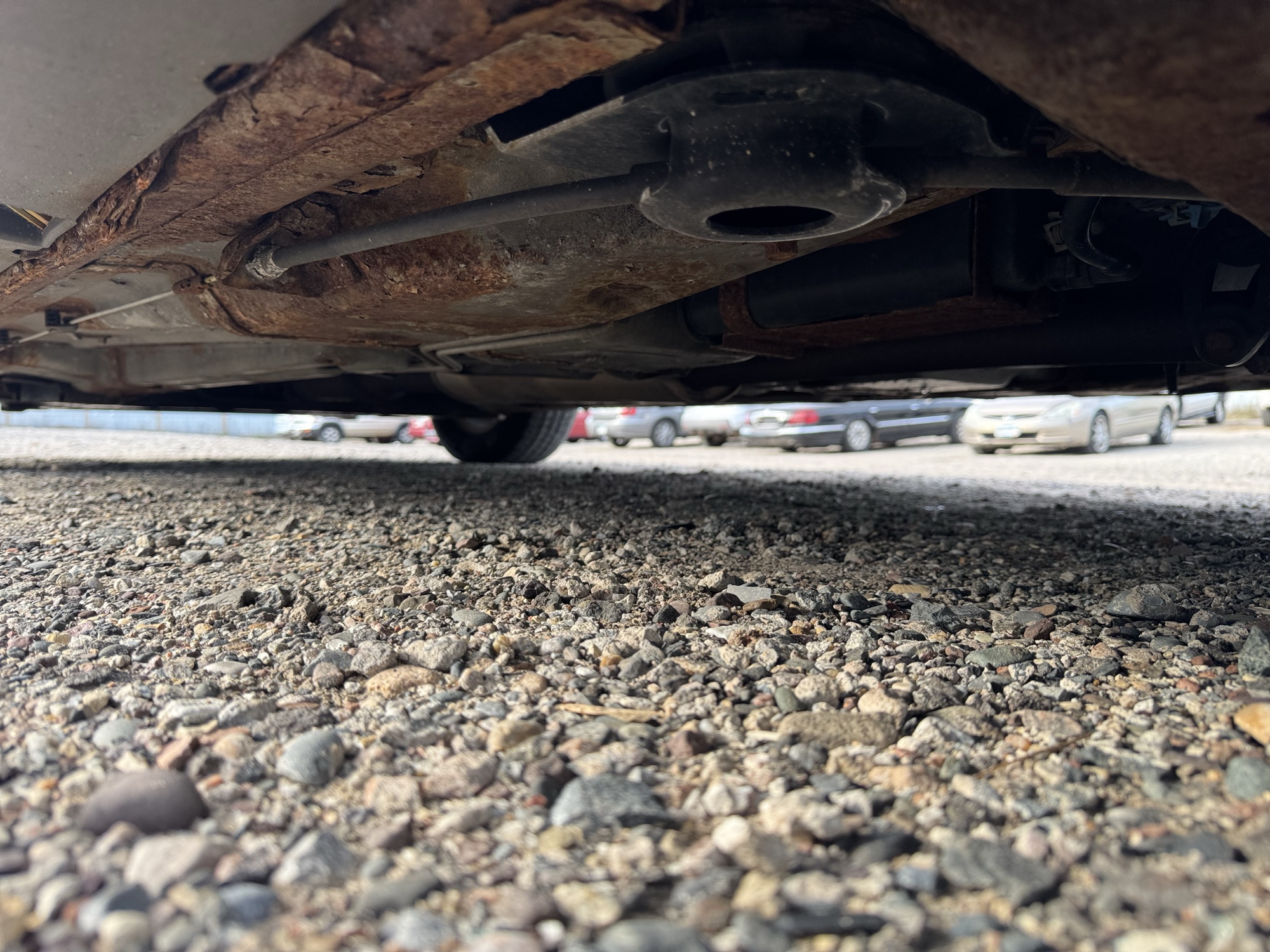 2005 buick lesabre limited with 211419 miles for sale near Elk River, Minnesota 106668_18_undercar_rear_drv.jpg