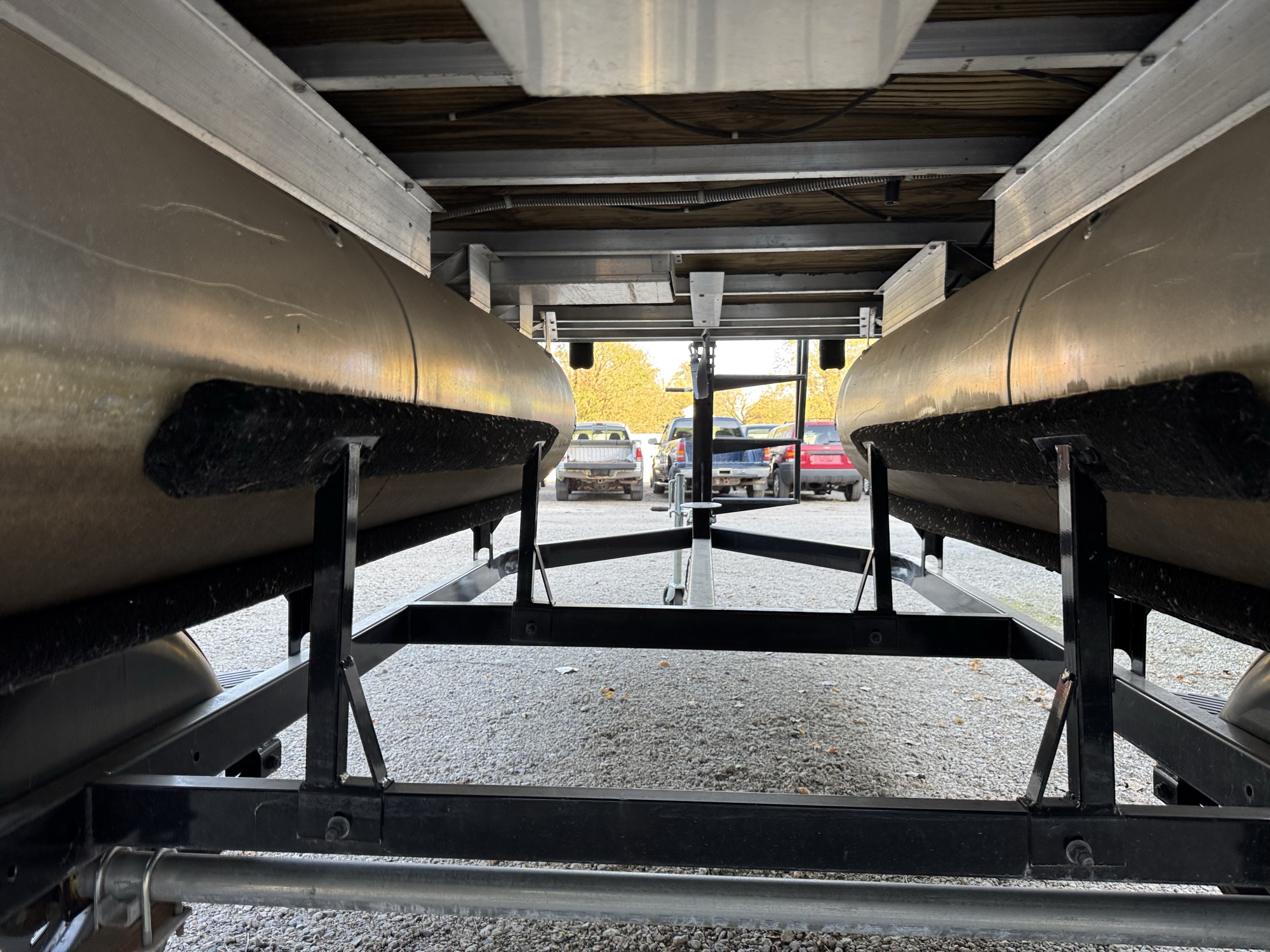 2015 suntracker bb16e for sale near Elk River, Minnesota 106669_19_undercar_rear.jpg