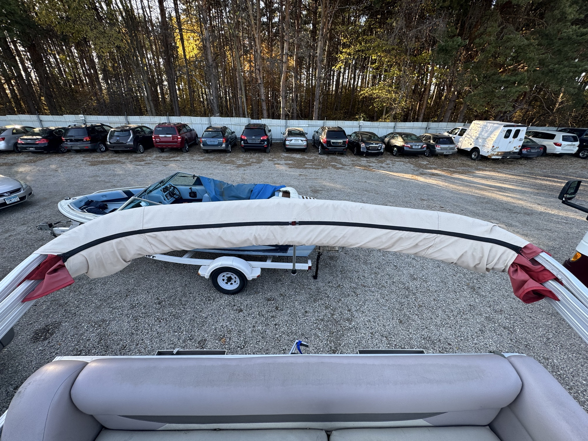 2015 suntracker bb16e for sale near Elk River, Minnesota 106669_35_headliner_sunroof.jpg