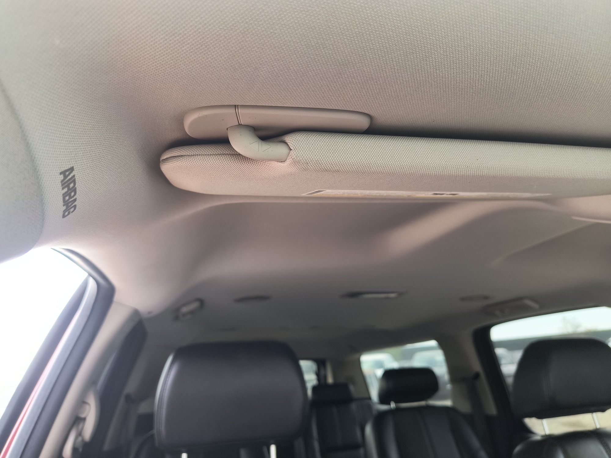 2007 chevrolet suburban lt1-1500-4wd with 240849 miles for sale near Elk River, Minnesota 106670_35_headliner_sunroof.jpg